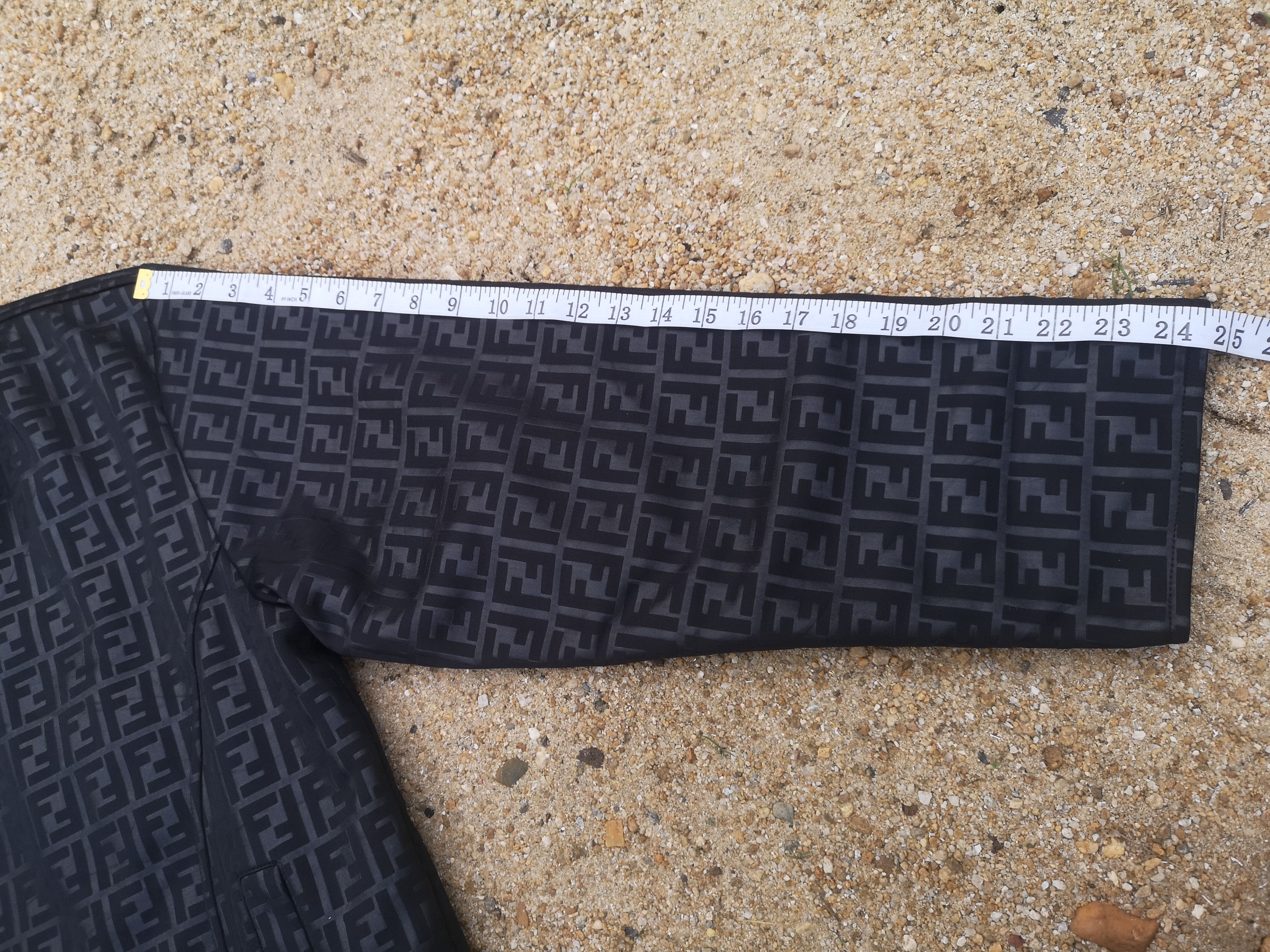 Fendi 🔥STEAL🔥Vintage Fendi Monogram Reversible Parka Size US L / EU 52-54 / 3 - 19 Thumbnail