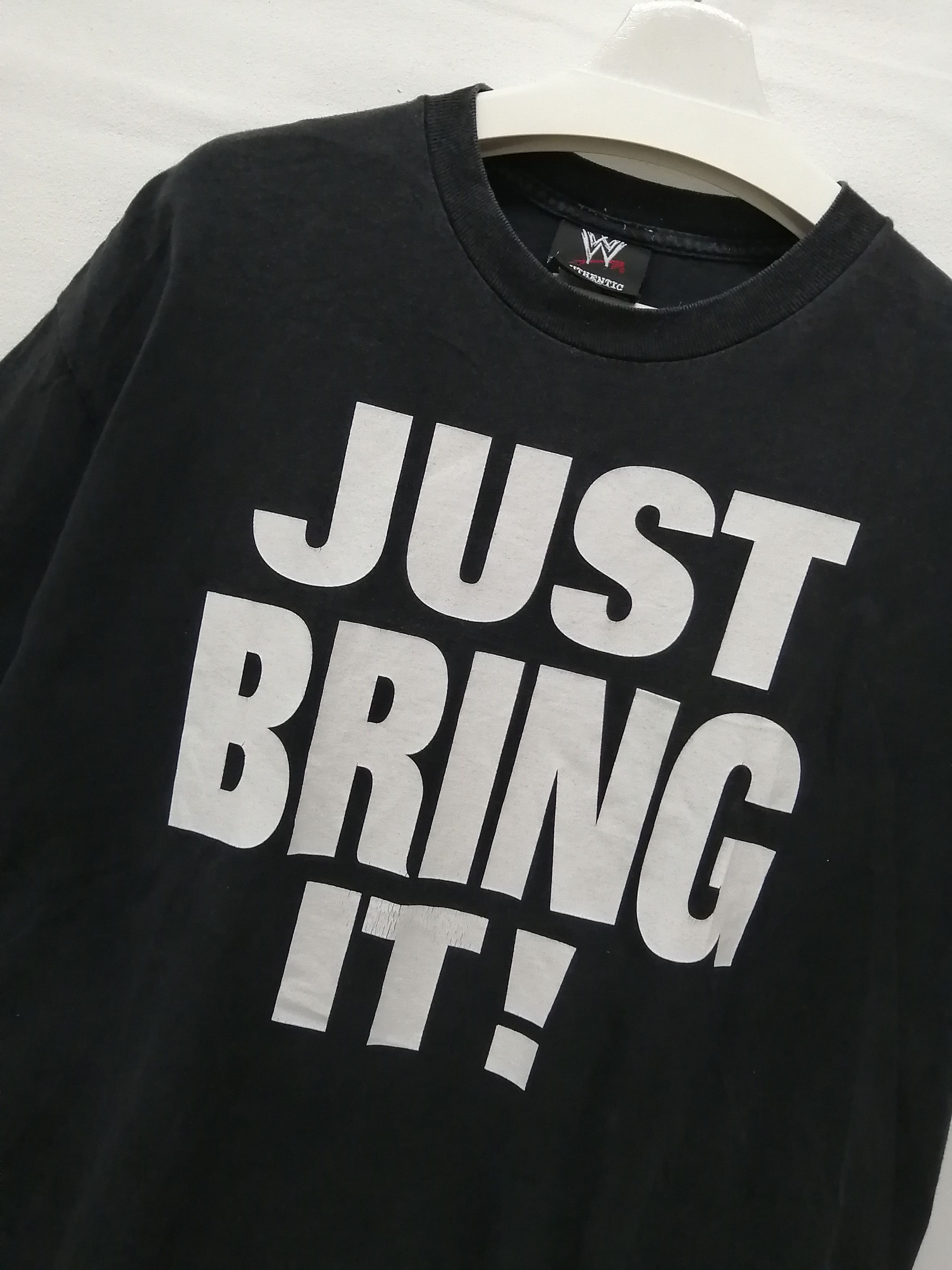 Vintage Vintage WWE THE ROCK Just Bring It! Tshirt - Size XL Size US XL / EU 56 / 4 - 6 Thumbnail