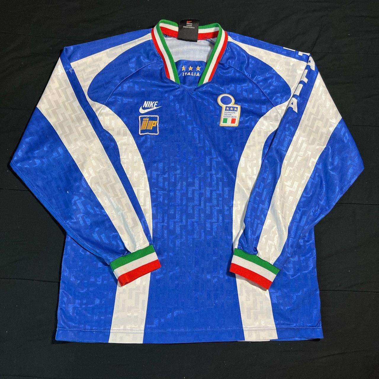 VTG NIKE ITALY retailer ITALIA 97/98 SOCCER FOOTBALL TRAINING JERSEY MEDIUM