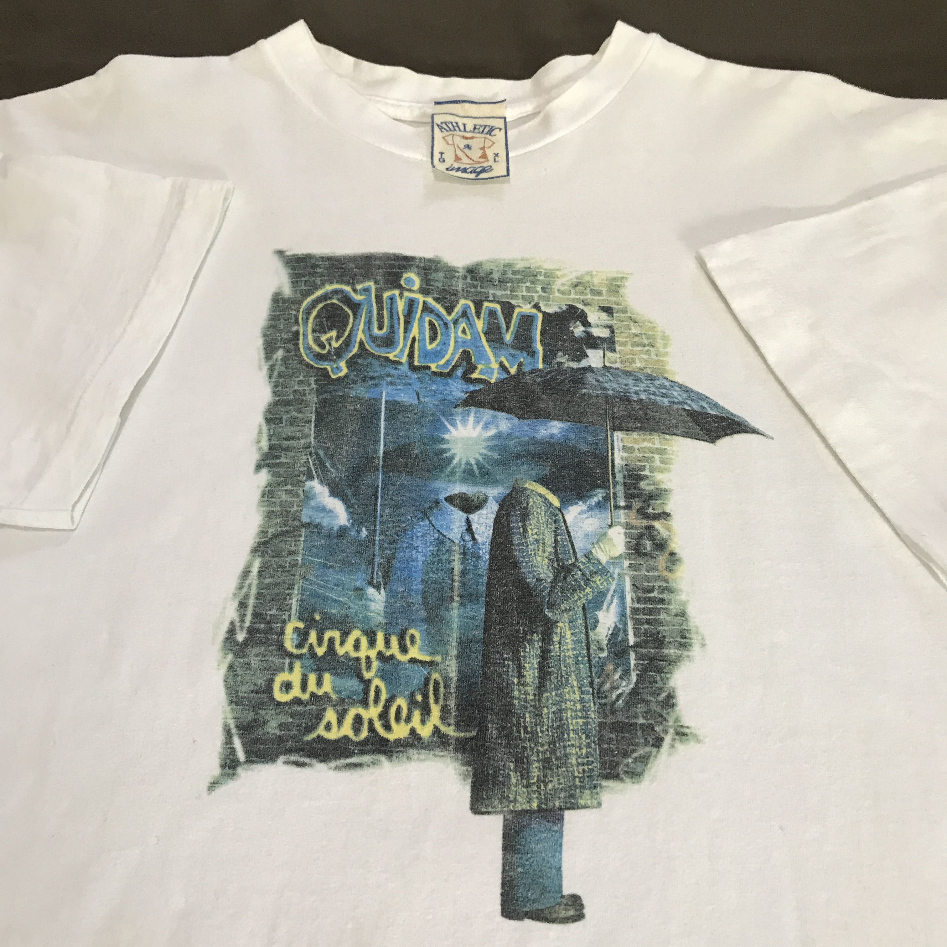 Vintage Vintage 90s Quidam Cirque Du Soleil circus Tee XL graphic Size US XL / EU 56 / 4 - 1 Thumbnail