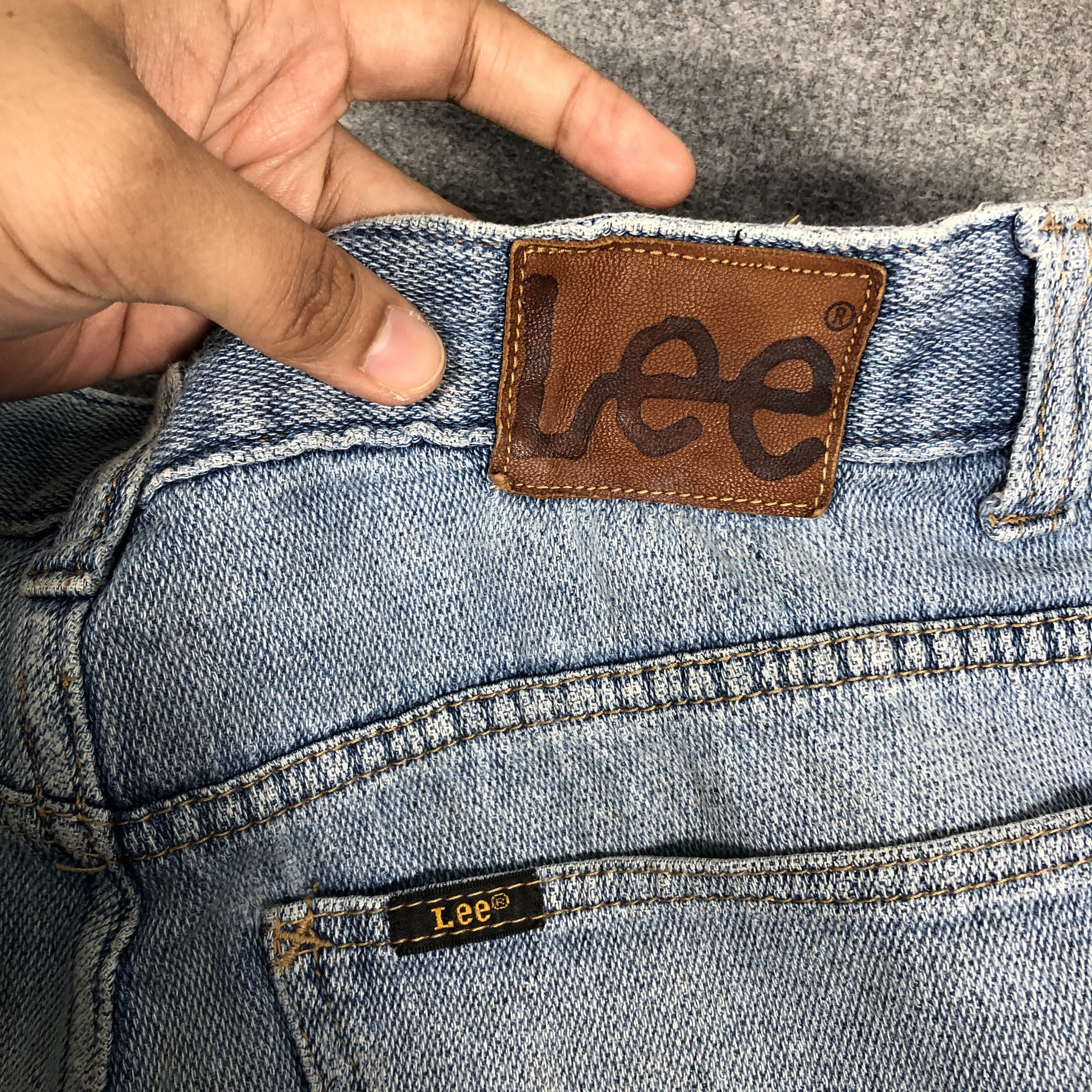 Lee × Vintage Womens Vintage Lee Jeans Distressed L1126W Size 32" / US 10 / IT 46 - 9 Thumbnail