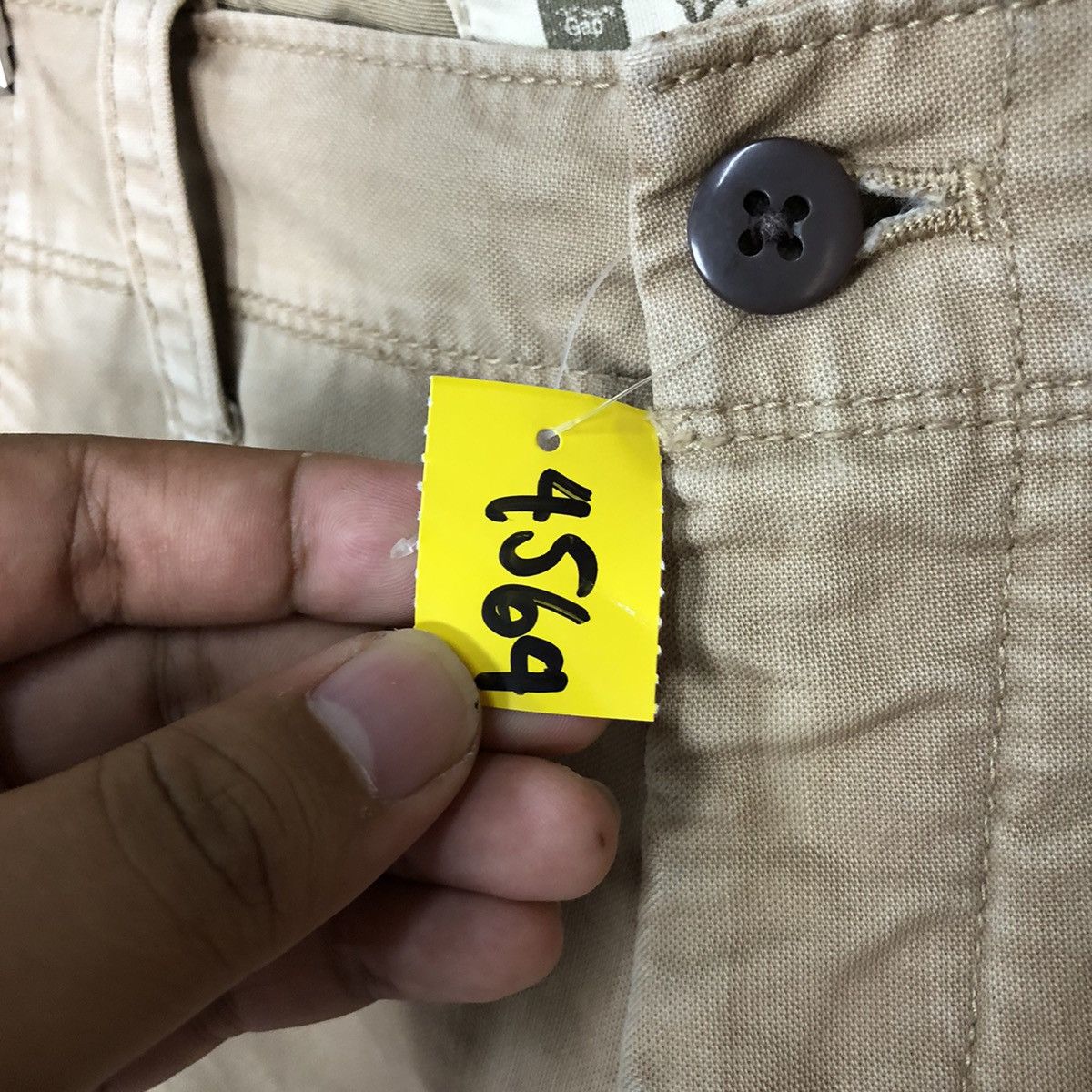 Gap Gap Khakis Brown multi pocket Cargo Pants #4564 Size US 29 - 12 Thumbnail
