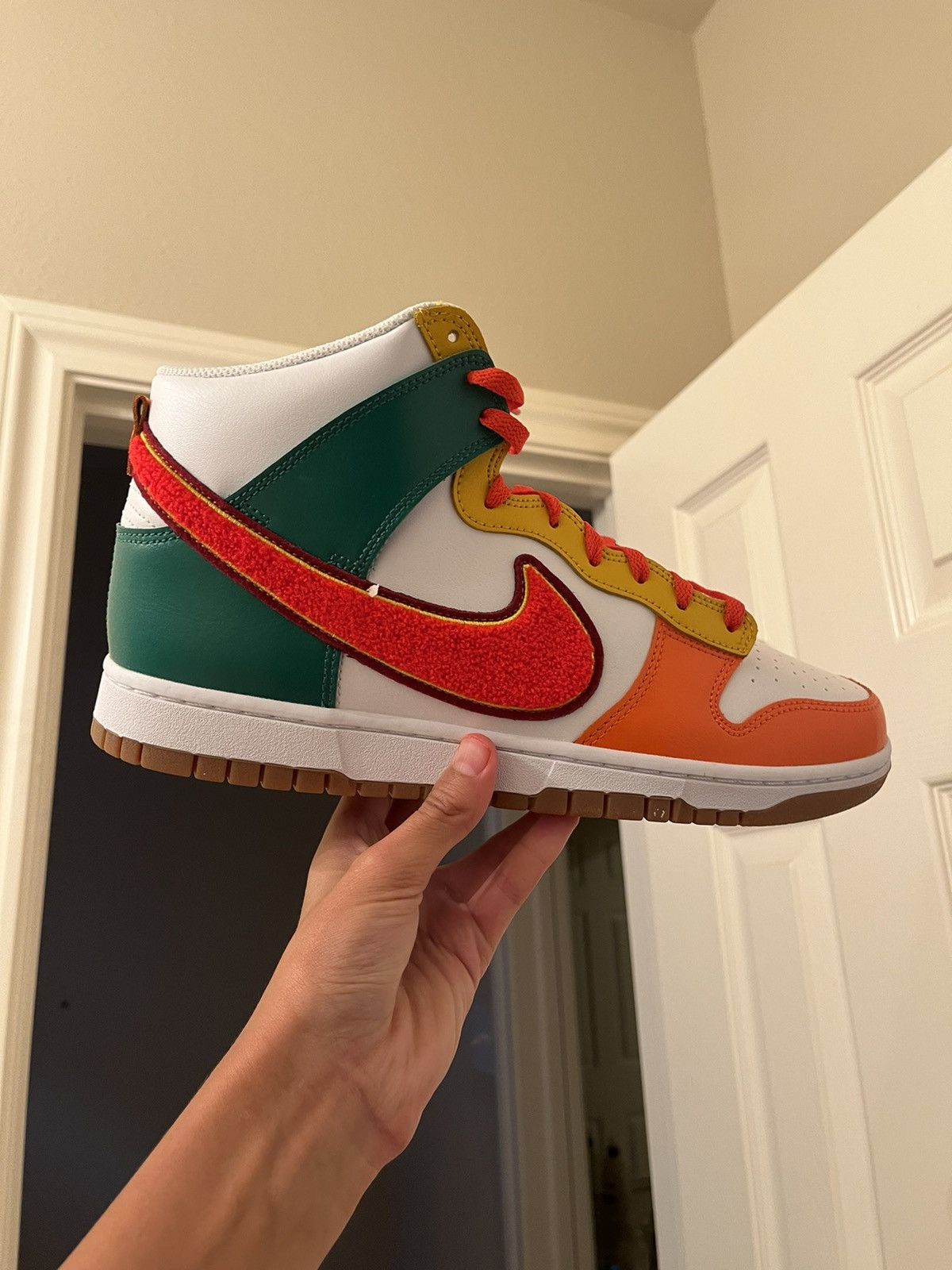 Nike Dunk High “7/11”