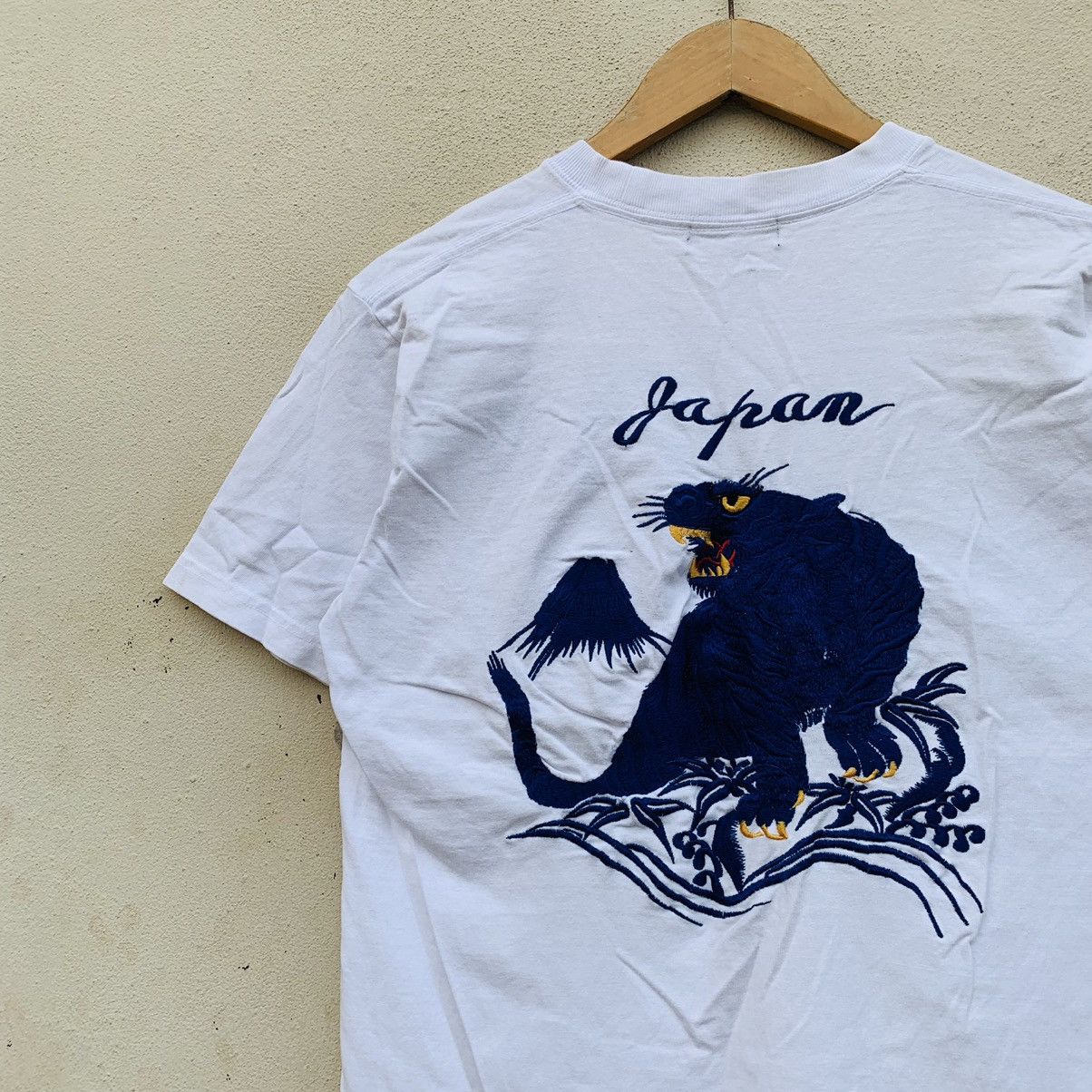 Japanese Brand × Vintage Vintage SUKAJAN BLUE TIGER EMBROIDERED T-shirt Size US M / EU 48-50 / 2 - 4 Thumbnail