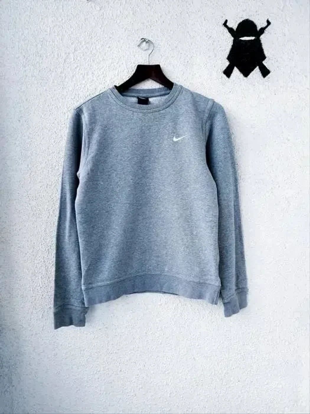 NIKE SWEATSHIRT