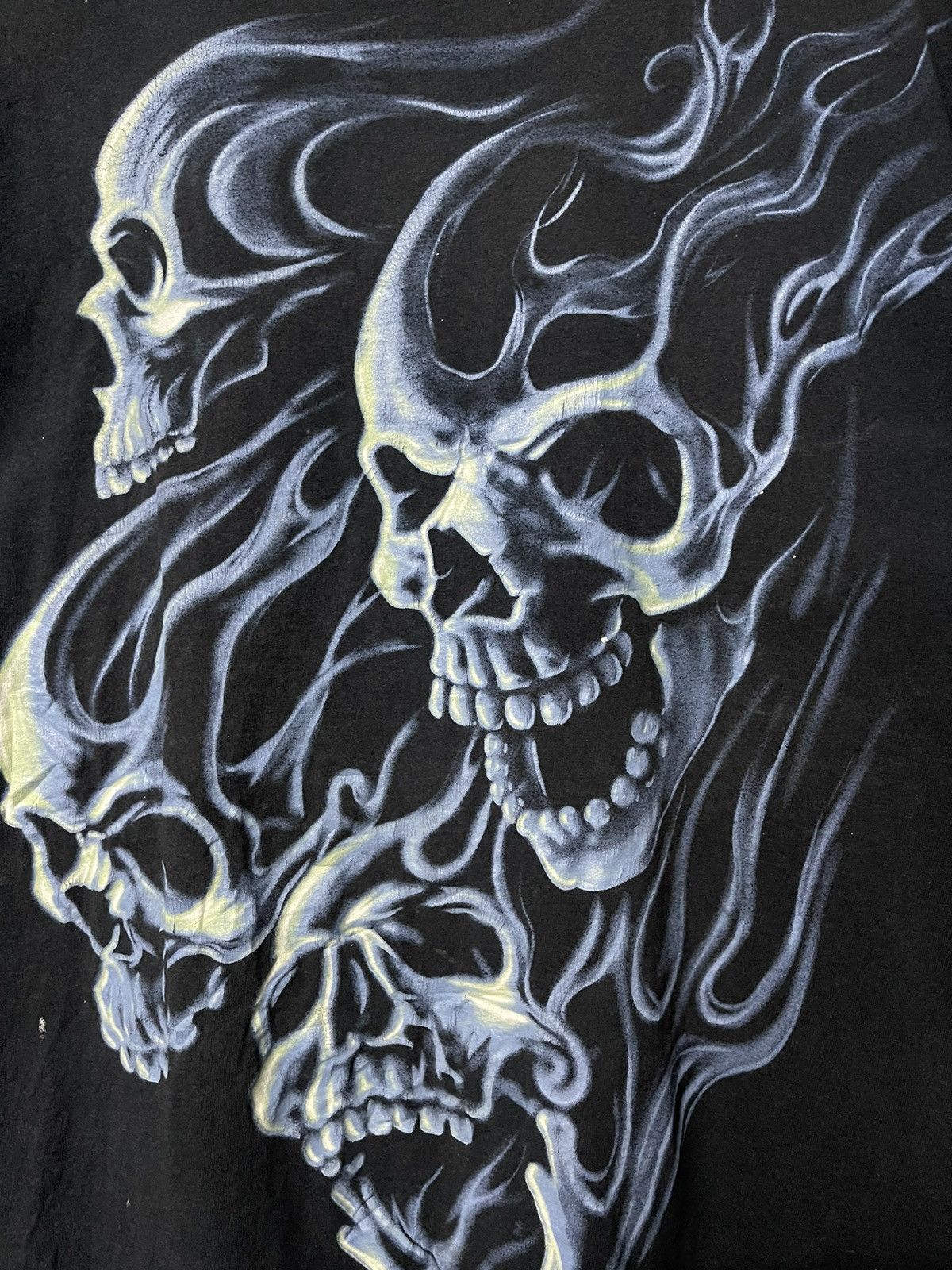 Vintage Vintage Skulls Streetwear Faded Tees Size US XL / EU 56 / 4 - 2 Thumbnail