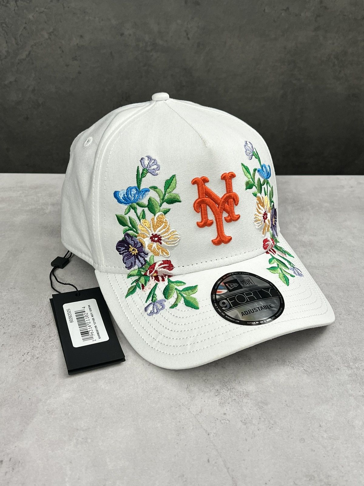 Kith Kith New Era Mets Floral Oxford Pinch Crown Sandrift Cap | Grailed