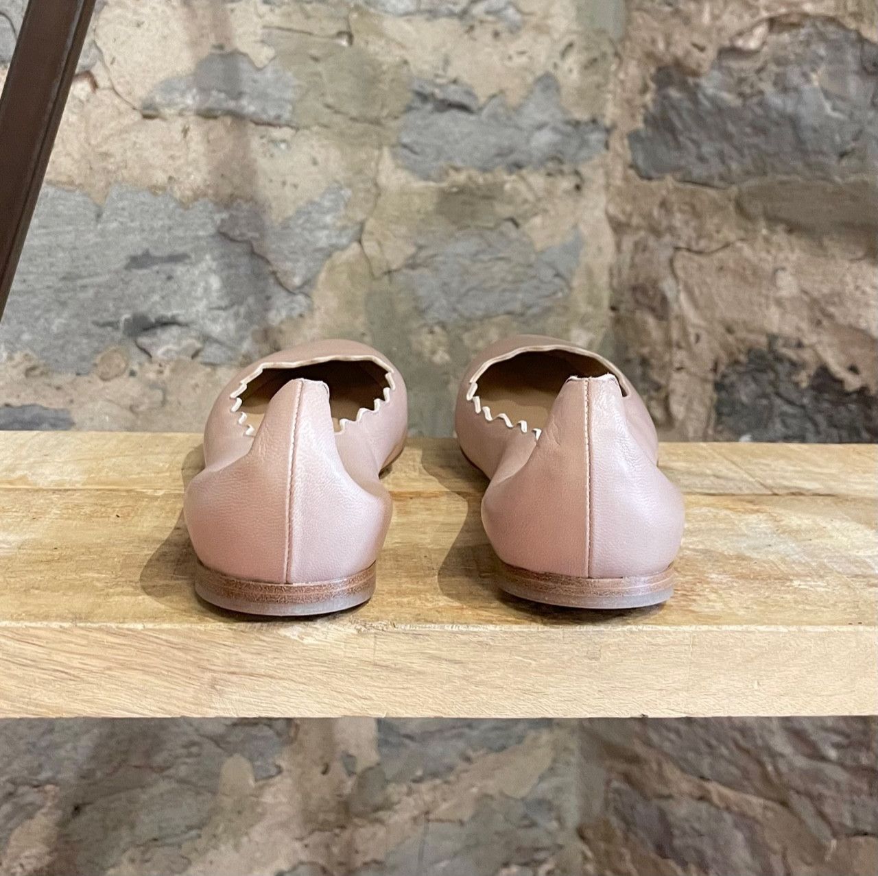 Chloe Chloé Nude Leather Lauren Scalloped Ballerinas Flats Size US 8 / IT 38 - 4 Thumbnail