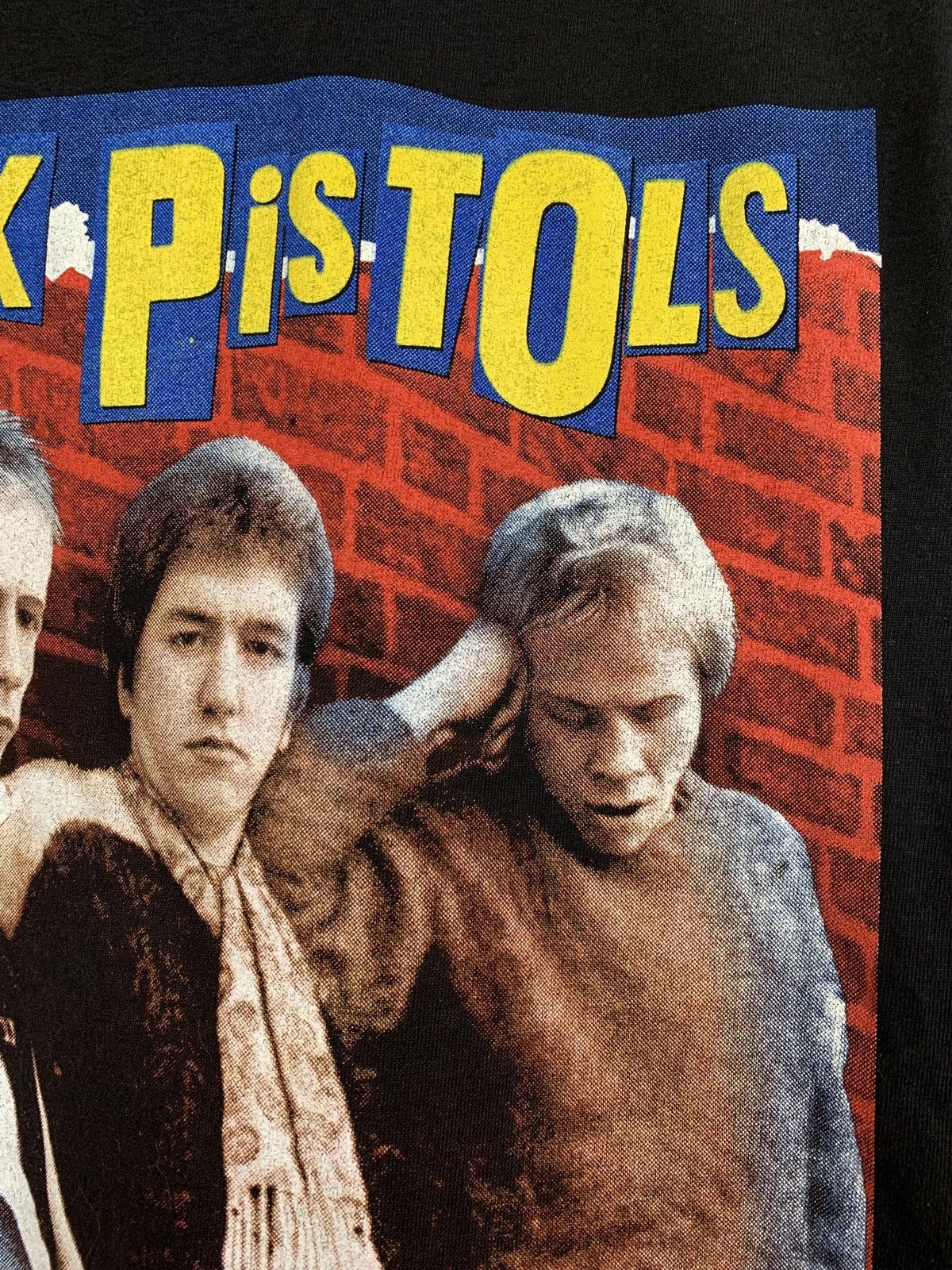Band Tees Vintage Sex Pistols Live In Concert Double Sided Black Tee Size US M / EU 48-50 / 2 - 10 Thumbnail