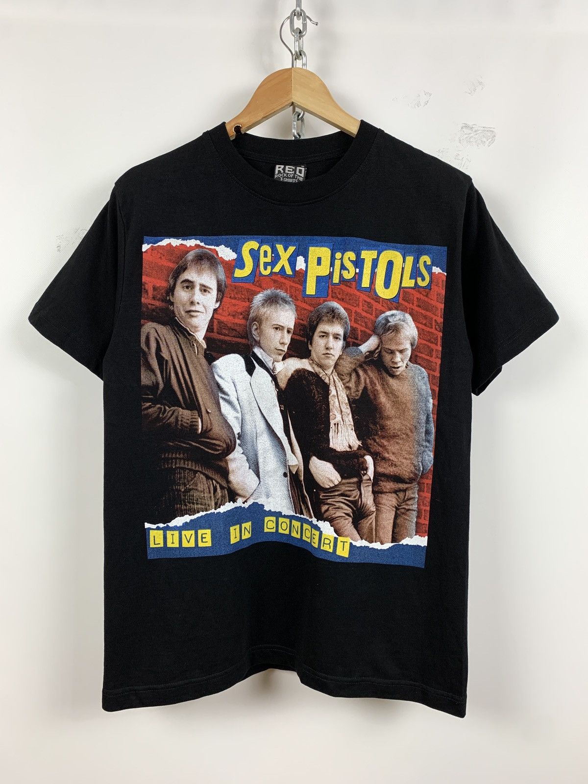 Band Tees Vintage Sex Pistols Live In Concert Double Sided Black Tee Size US M / EU 48-50 / 2 - 1 Thumbnail