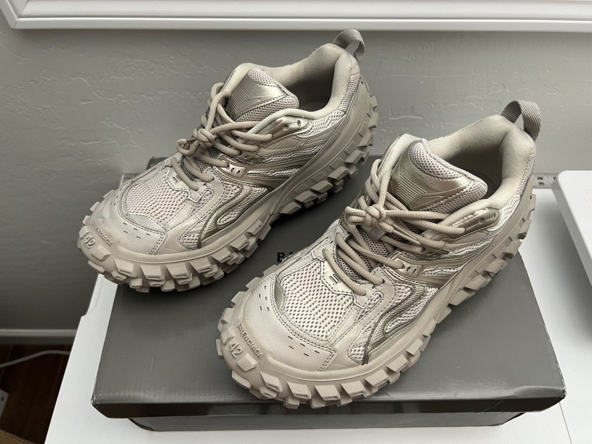 Balenciaga Balenciaga Defender Beige 42 | Grailed