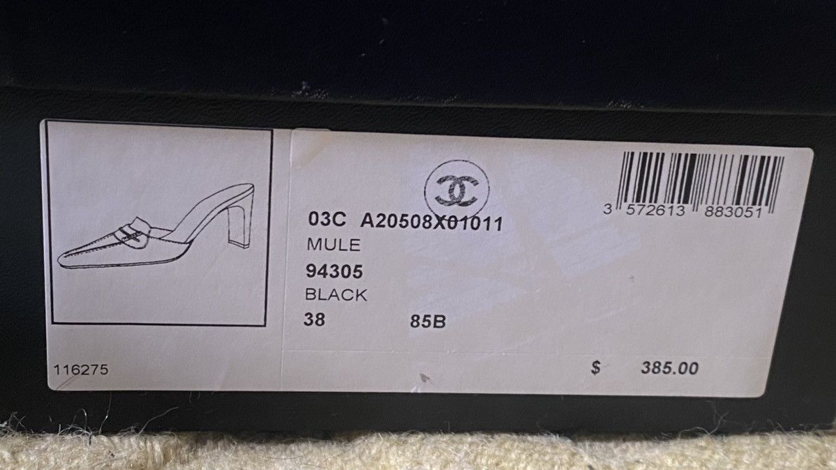 Chanel × Vintage Vintage Chanel Mules With Box Size US 8 / IT 38 - 2 Thumbnail