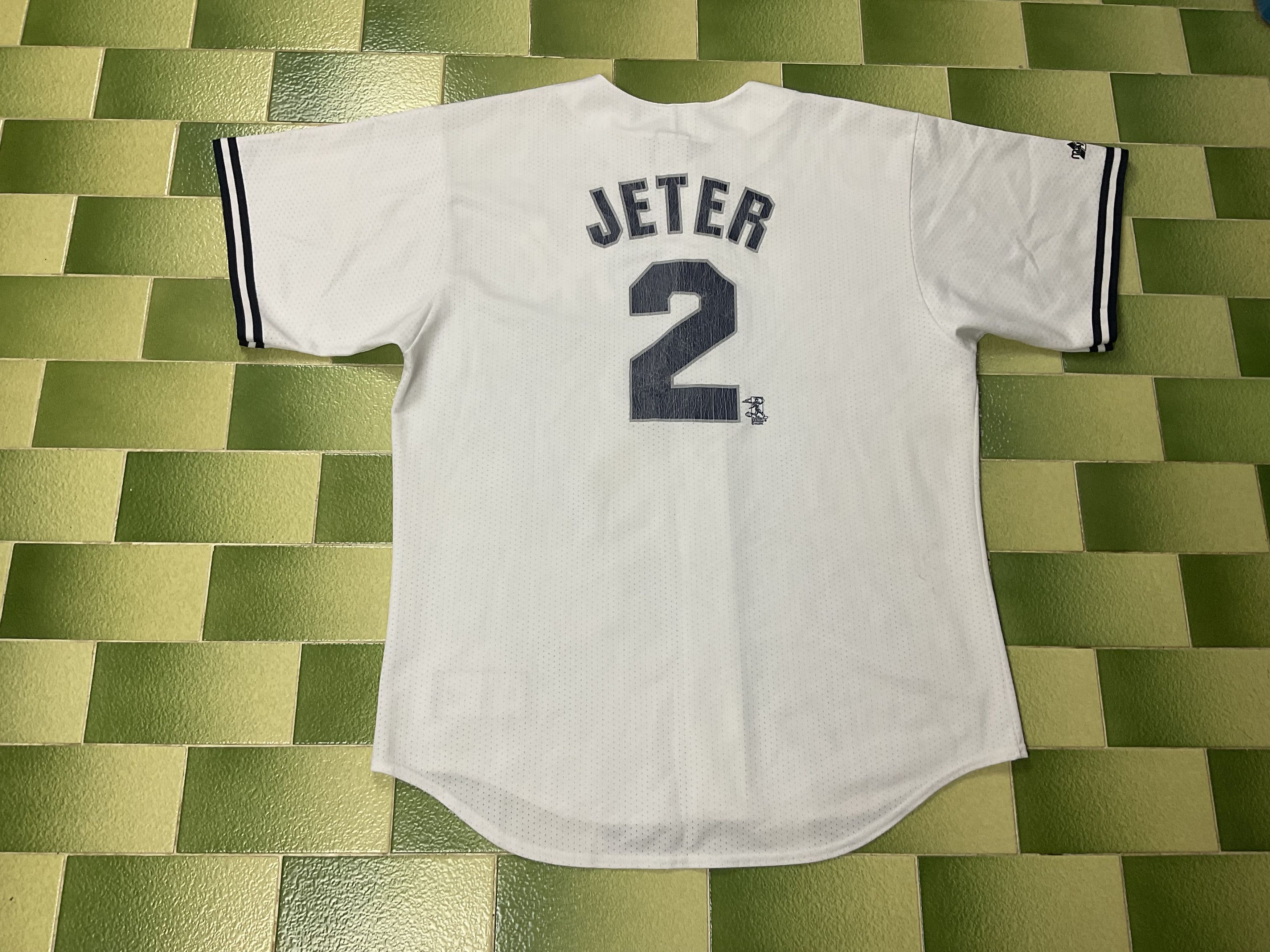 Vintage MLB New York Yankees Derek Jeter #2 Baseball Jersey