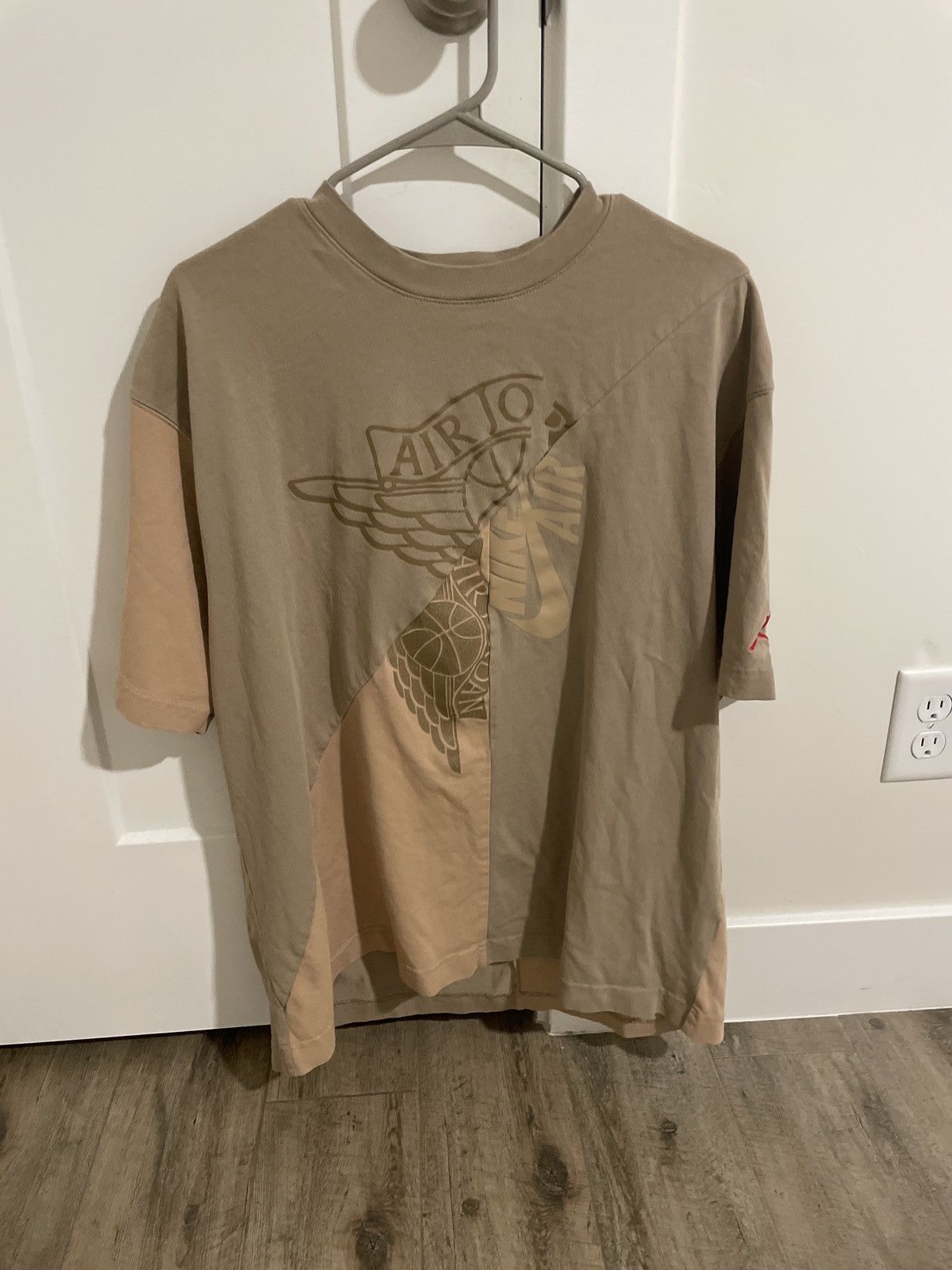 travis scott khaki tee