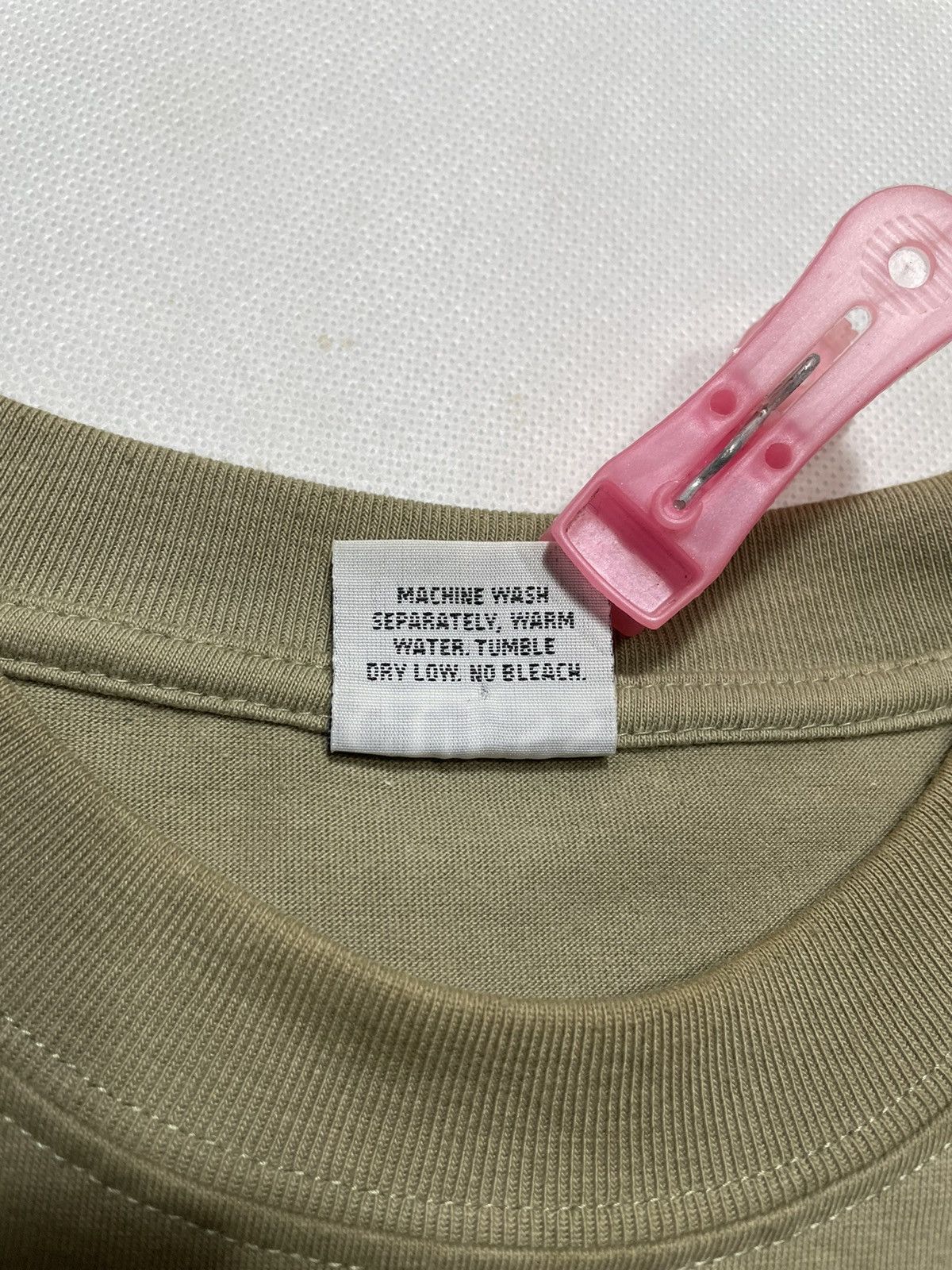Designer × Guess × Vintage Vintage 90s Guess USA made beige khakis travis brown nude Size US M / EU 48-50 / 2 - 5 Thumbnail