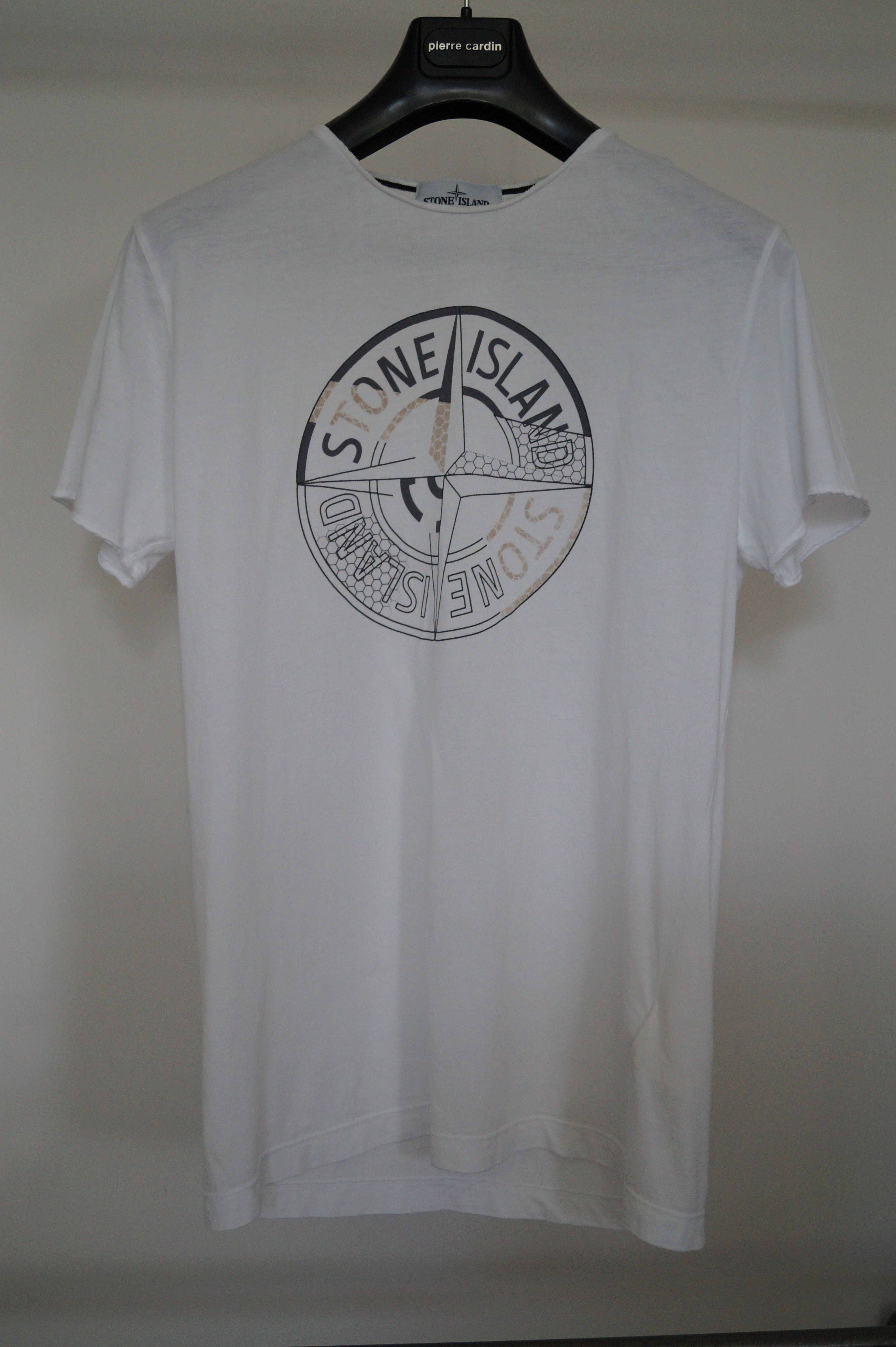Stone Island tee size L