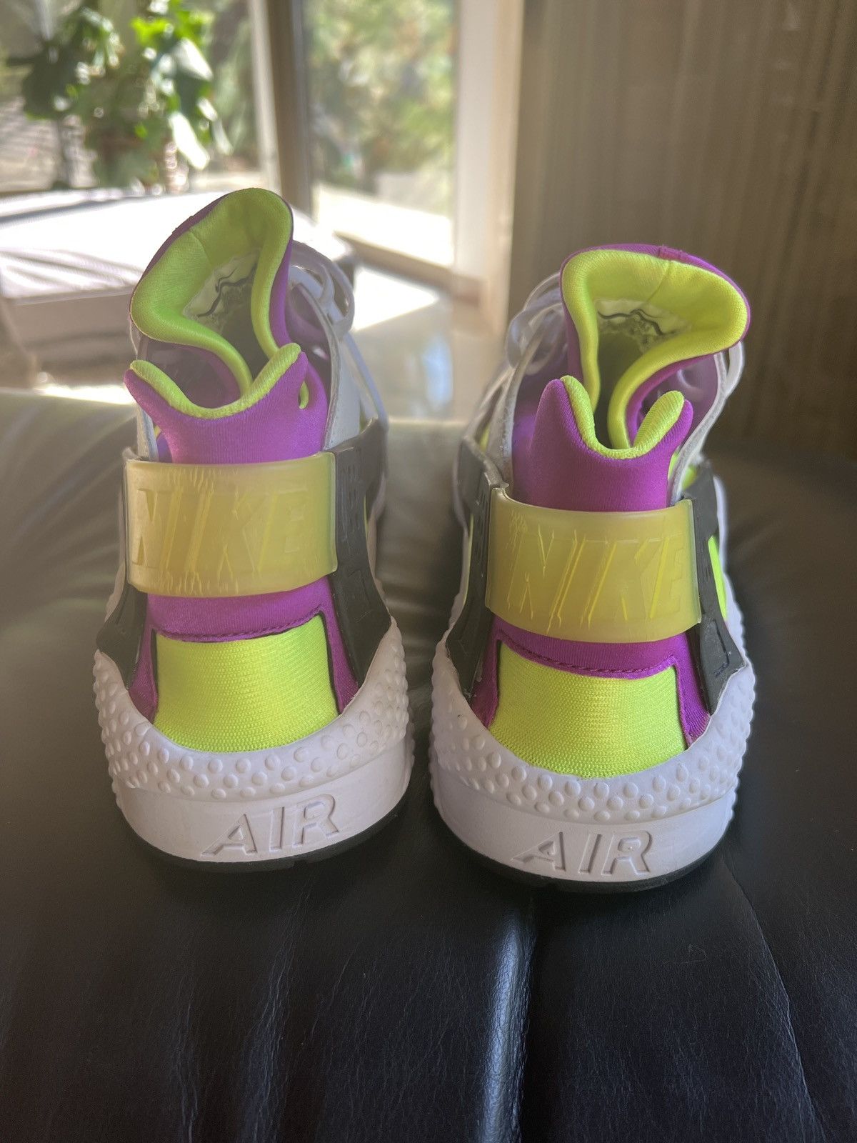 Nike Air Huarache Magenta 2018 Nike Size 14 Size US 14 / EU 47 - 5 Thumbnail