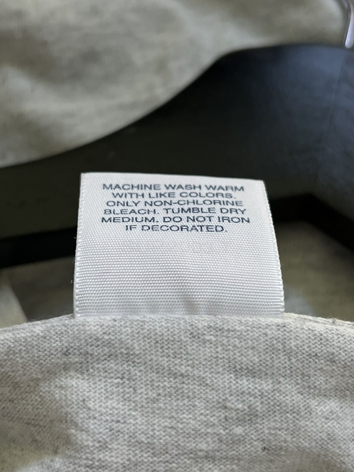 Supreme 2003 Ash Gray Box Logo Tee Size US XL / EU 56 / 4 - 6 Thumbnail