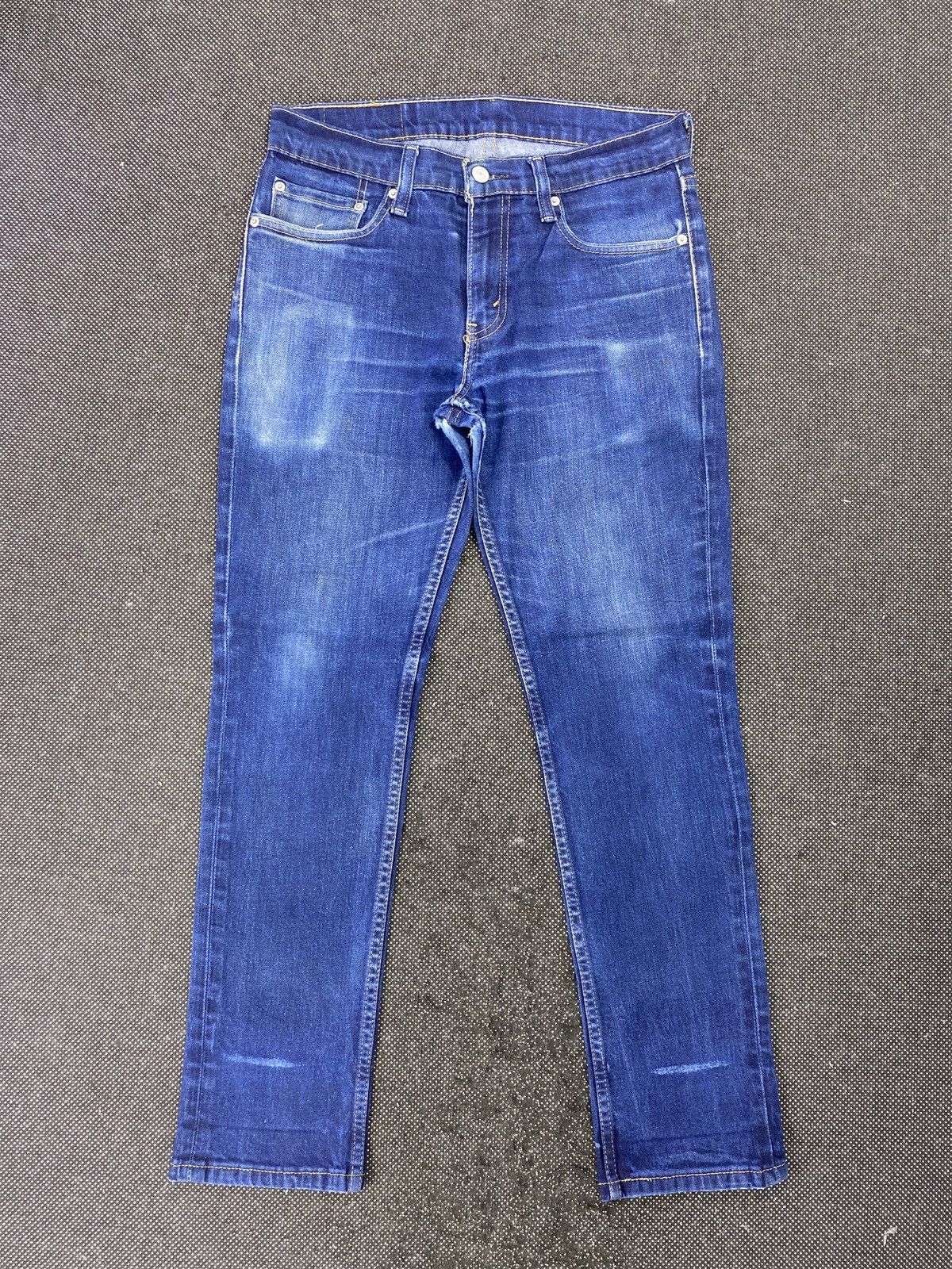 VINTAGE LEVIS 511 BLUE JEANS - J421