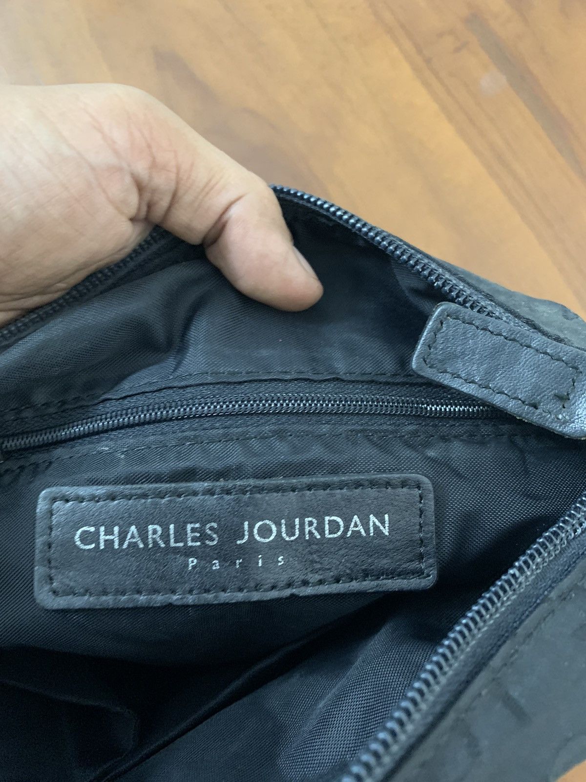 Charles Jourdan Charles Jourdan Monogram Sling Bag Size ONE SIZE - 7 Thumbnail