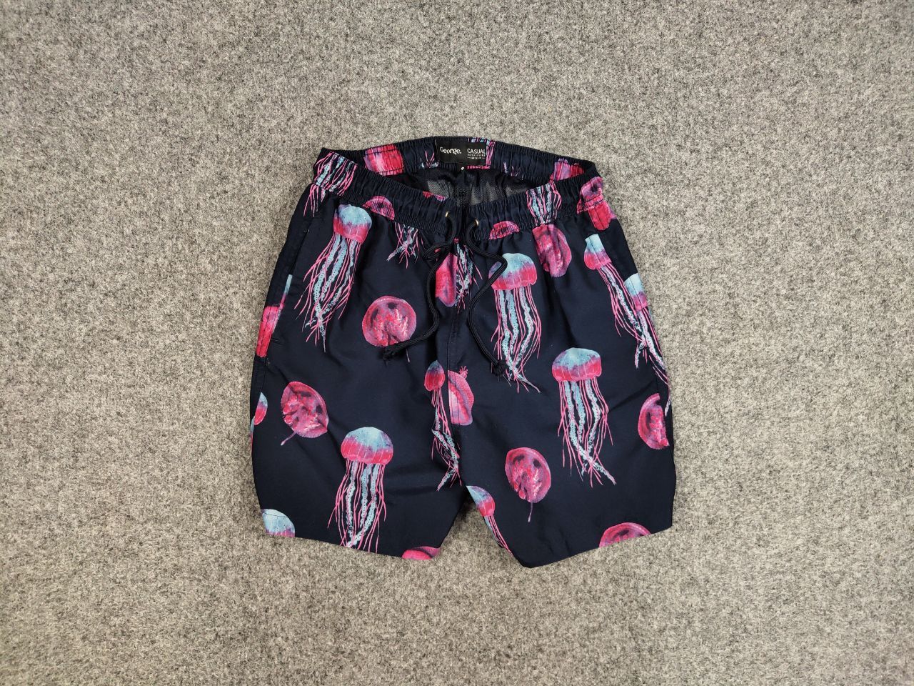Vintage Vintage 90s Jellyfish Art Casual Shorts Streetwear Hawaiian Size US 32 / EU 48 - 1 Thumbnail