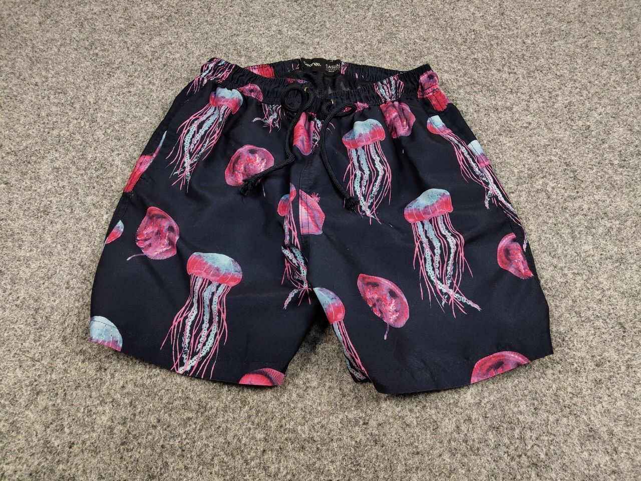 Vintage Vintage 90s Jellyfish Art Casual Shorts Streetwear Hawaiian Size US 32 / EU 48 - 2 Thumbnail