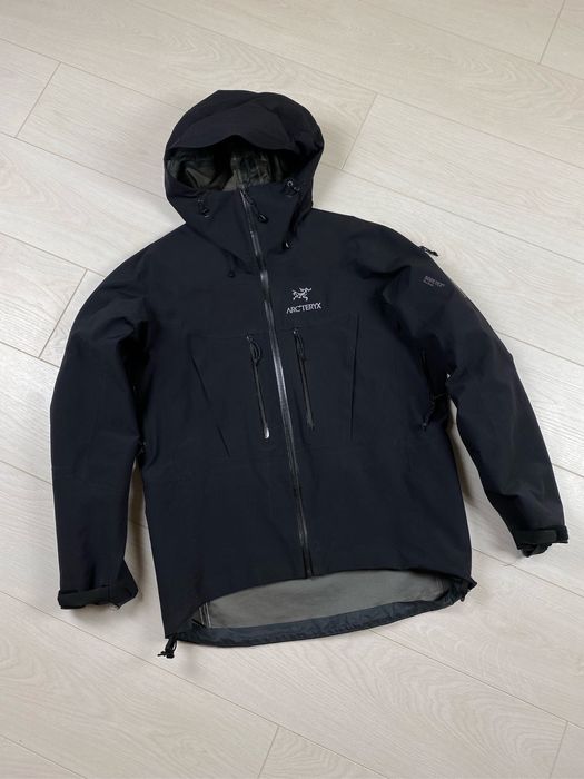 Arc'Teryx Vintage Arcteryx Jacket Gore-Tex Pro Shell XCR Nylon