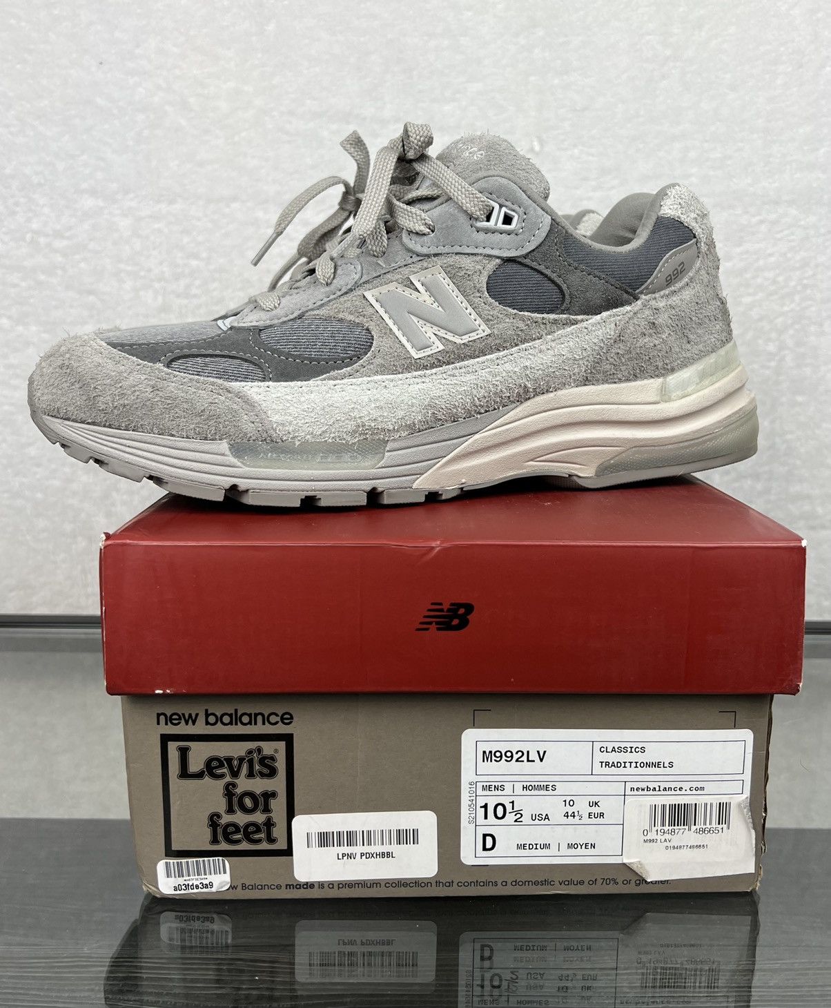 992 levi's new balance