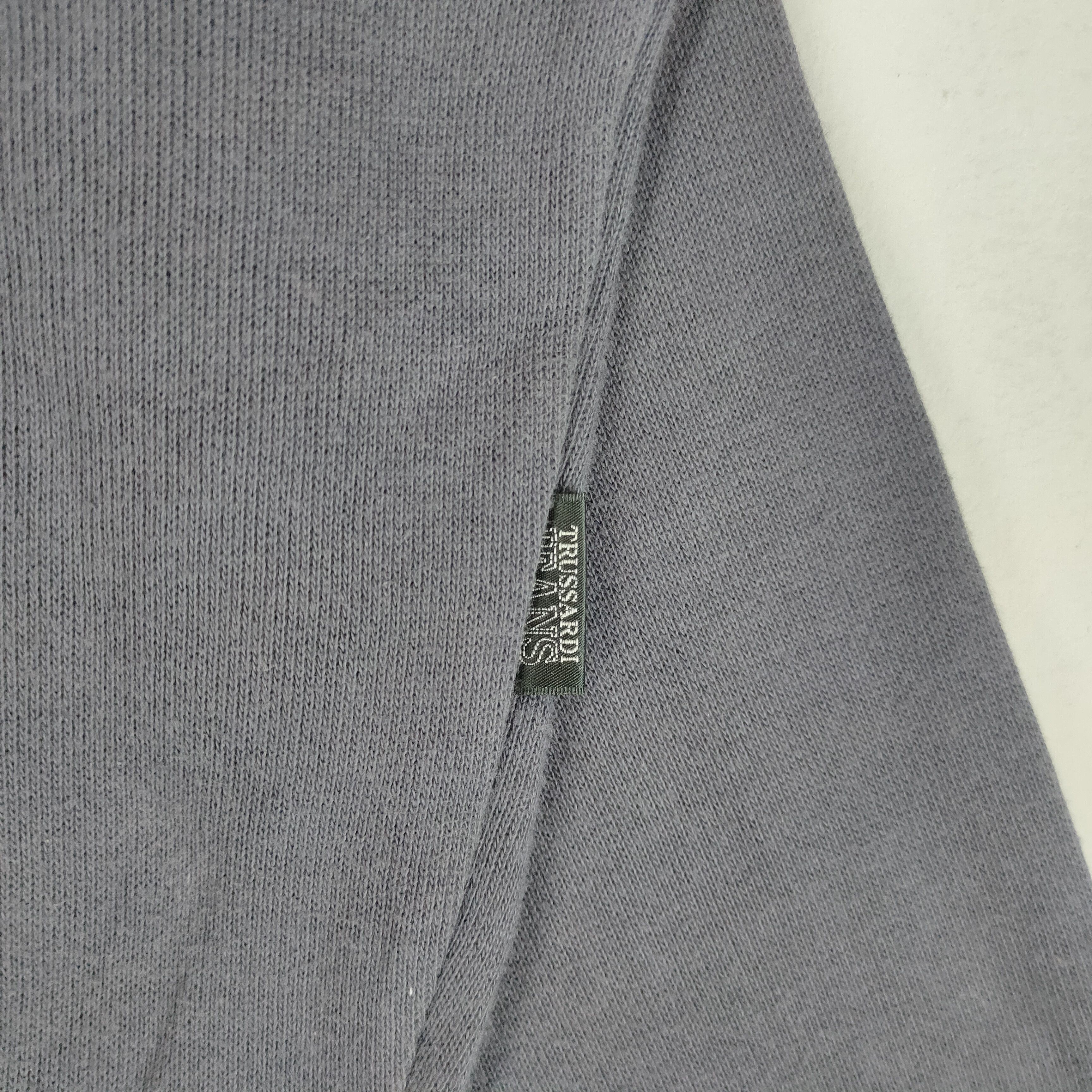 Trussardi × Vintage Vintage TRUSSARDI JEANS Embroidery Big Logo Sweatshirt Size US L / EU 52-54 / 3 - 3 Thumbnail