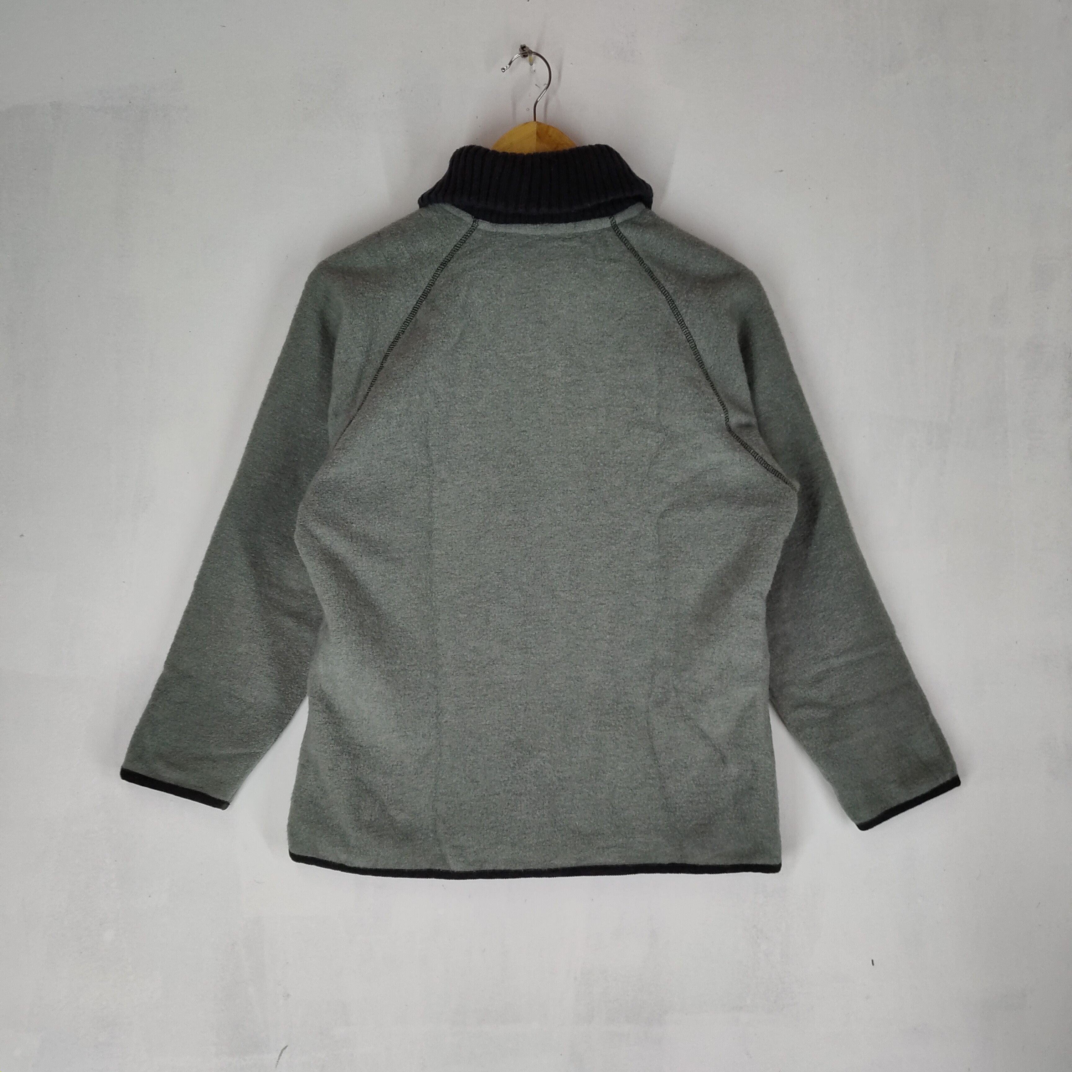 Fjallraven × Japanese Brand FJALLRAVEN Full Zipper Soft Fleece Outdoor Jacket Size US M / EU 48-50 / 2 - 6 Thumbnail
