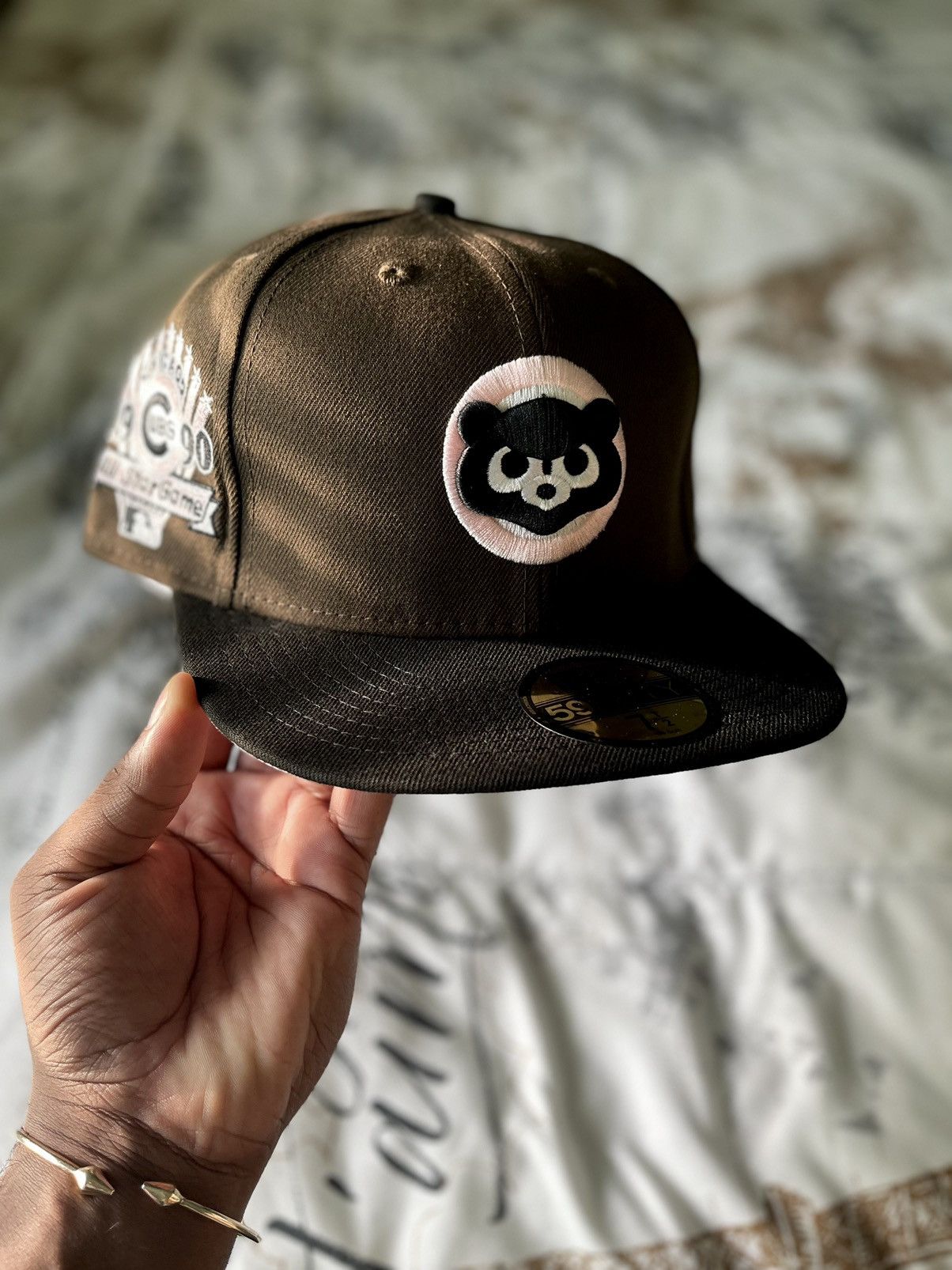 EXCLUSIVE New Era Chicago Cubs Pink Mocha Mag Park SZ 7 1/2