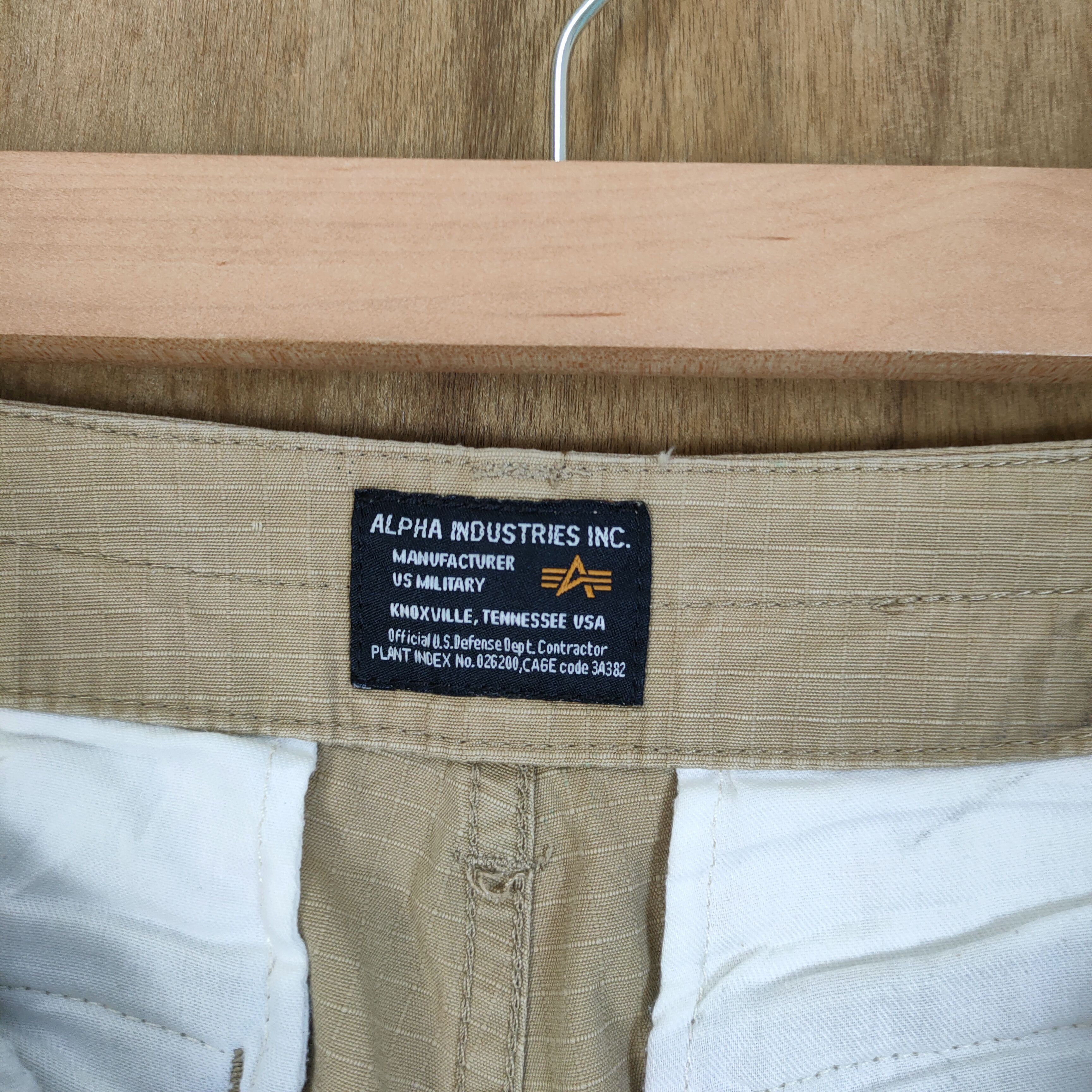 Alpha Industries VINTAGE ALPHA FADED BAGGY CARGO PANTS Size US 30 / EU 46 - 13 Thumbnail