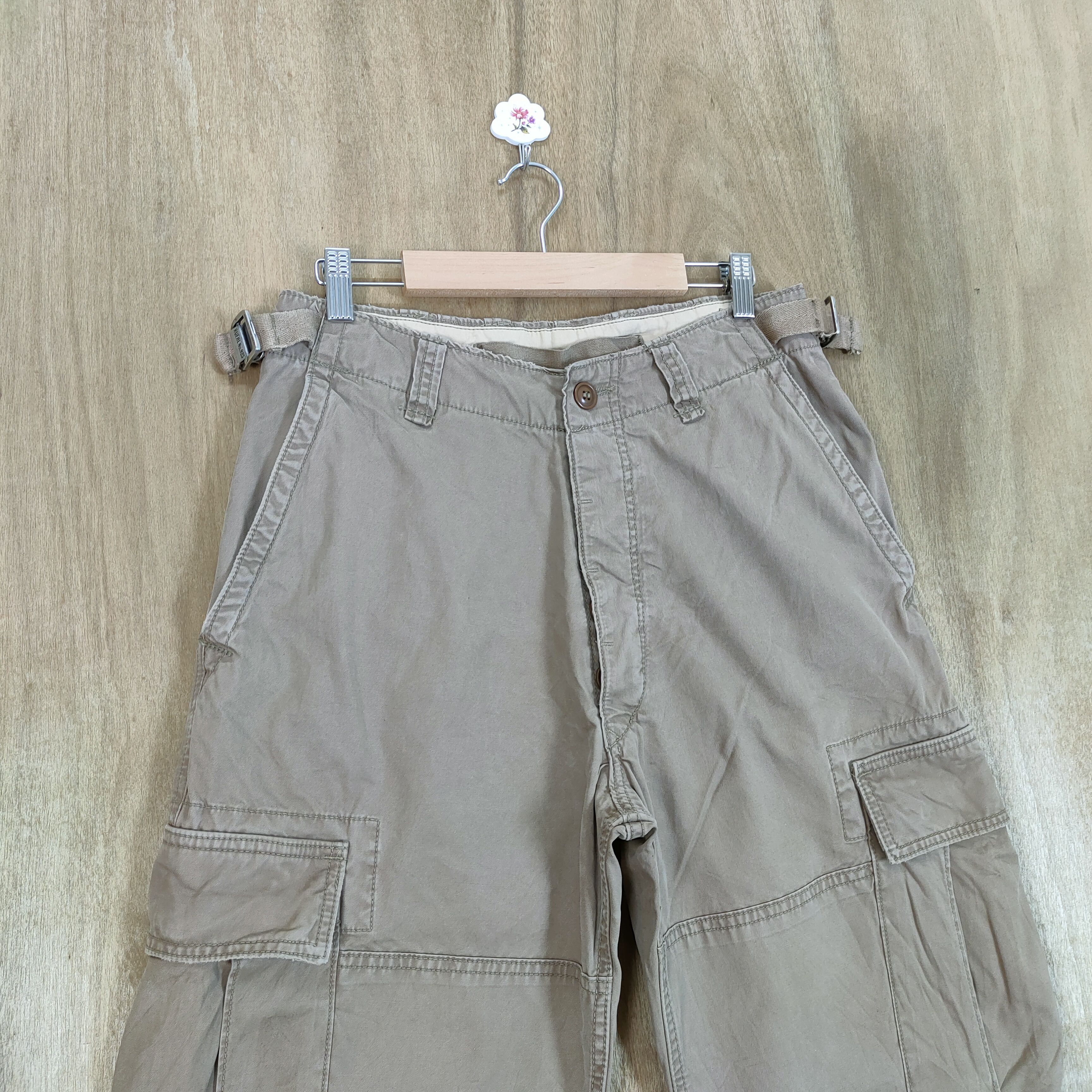 Japanese Brand RUEHLFADED SHORT CARGO PANTS Size US 30 / EU 46 - 2 Thumbnail