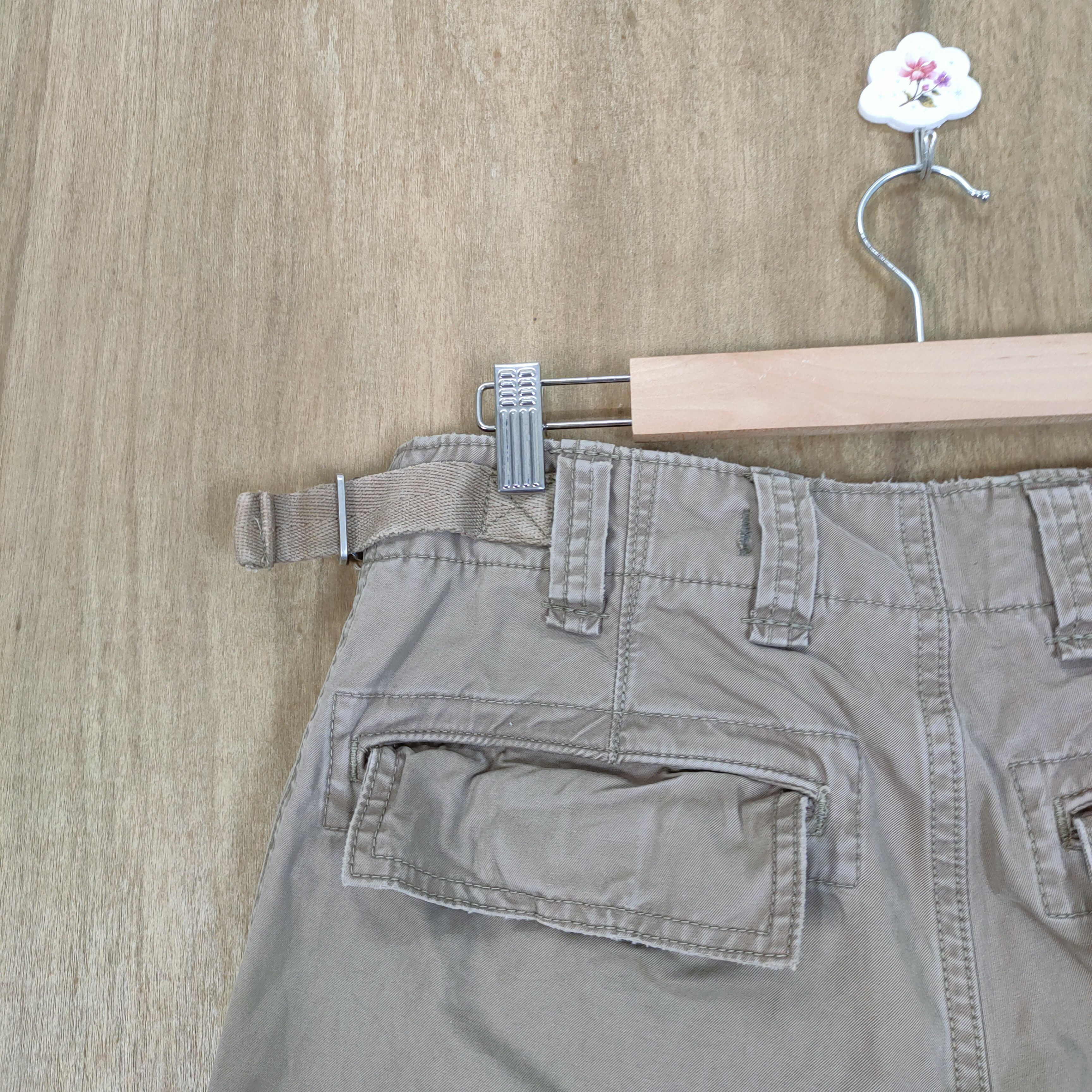 Japanese Brand RUEHLFADED SHORT CARGO PANTS Size US 30 / EU 46 - 9 Thumbnail