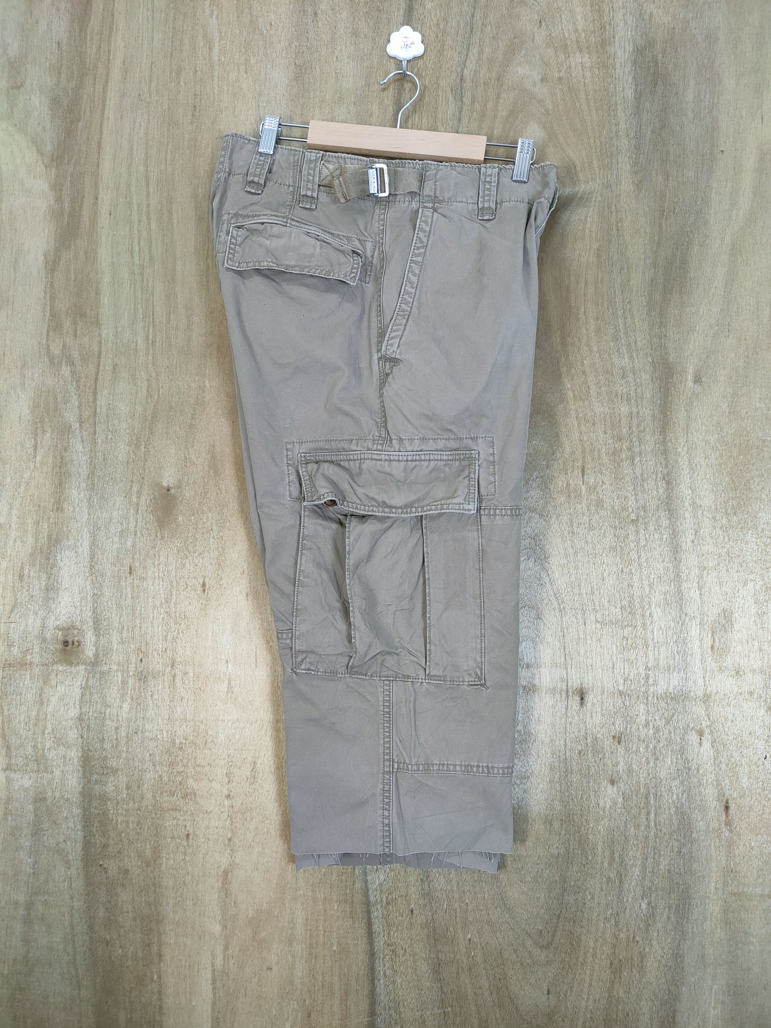 Japanese Brand RUEHLFADED SHORT CARGO PANTS Size US 30 / EU 46 - 12 Thumbnail