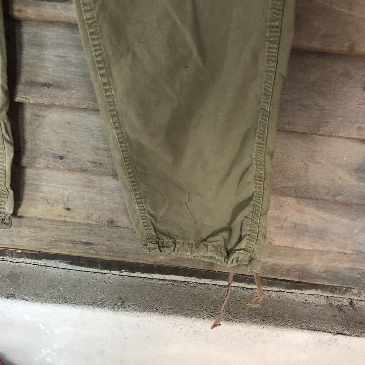 Japanese Brand DPS Japanese Branded Streetwear Multipocket Brown Cargo Pant Size US 31 - 16 Thumbnail
