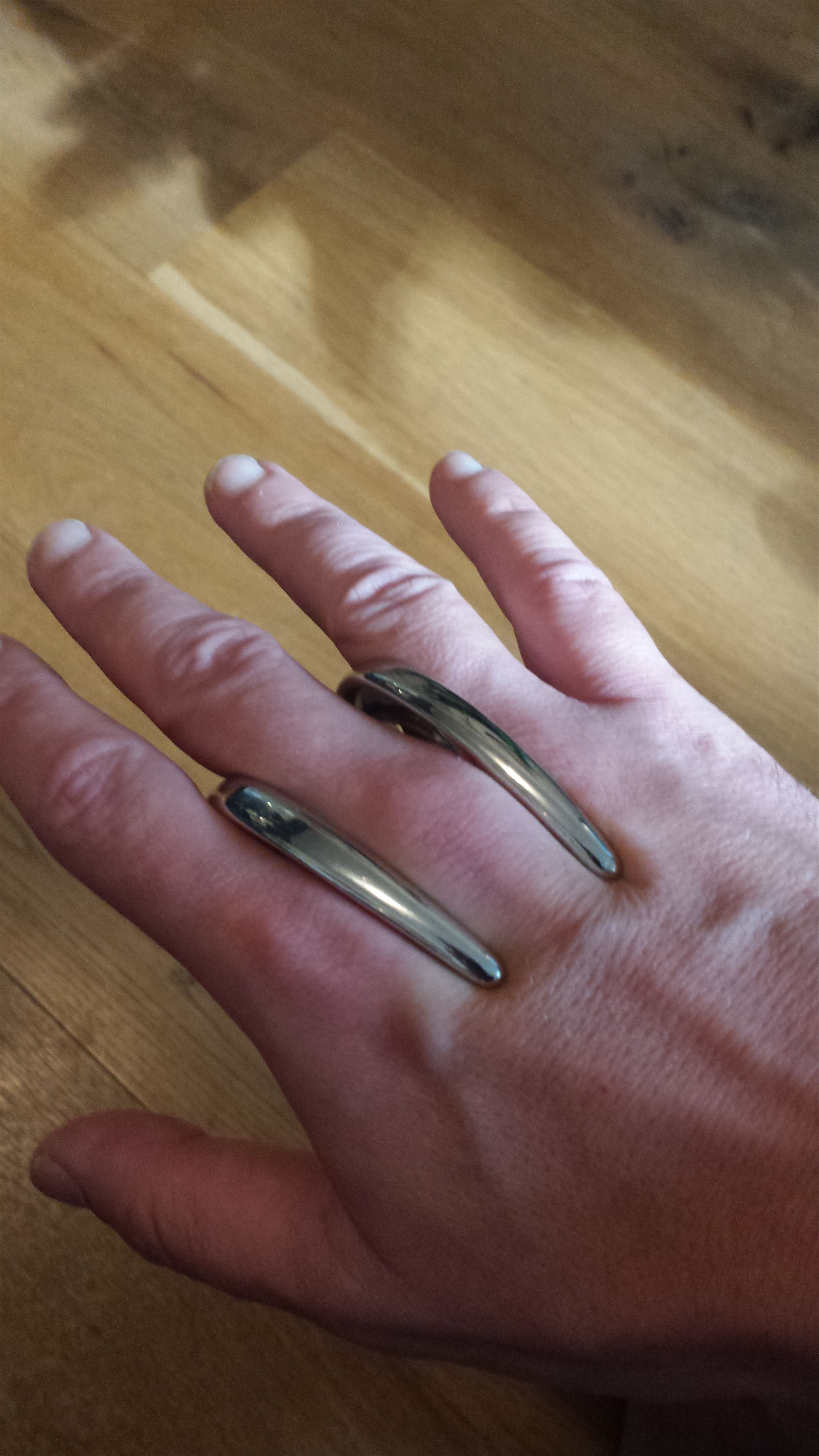 Gareth Pugh SCYTHE RING | Grailed