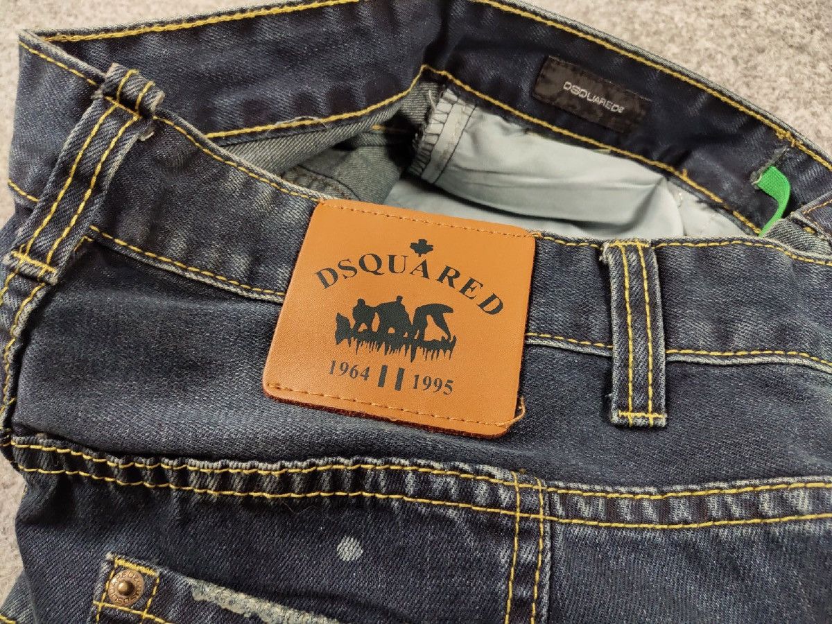 Dsquared2 Authentic Dsquared2 Asymmetric Jeans Distressed Blue Denim Size US 30 / EU 46 - 21 Thumbnail