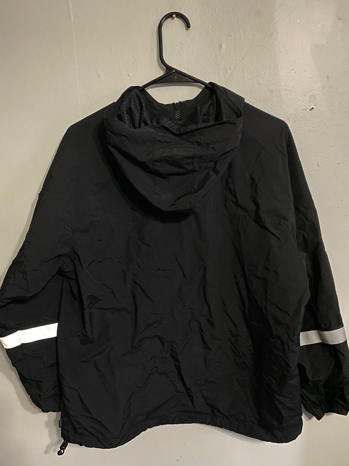 Reflective Taping Hooded Pullover Jacket Light Jackets