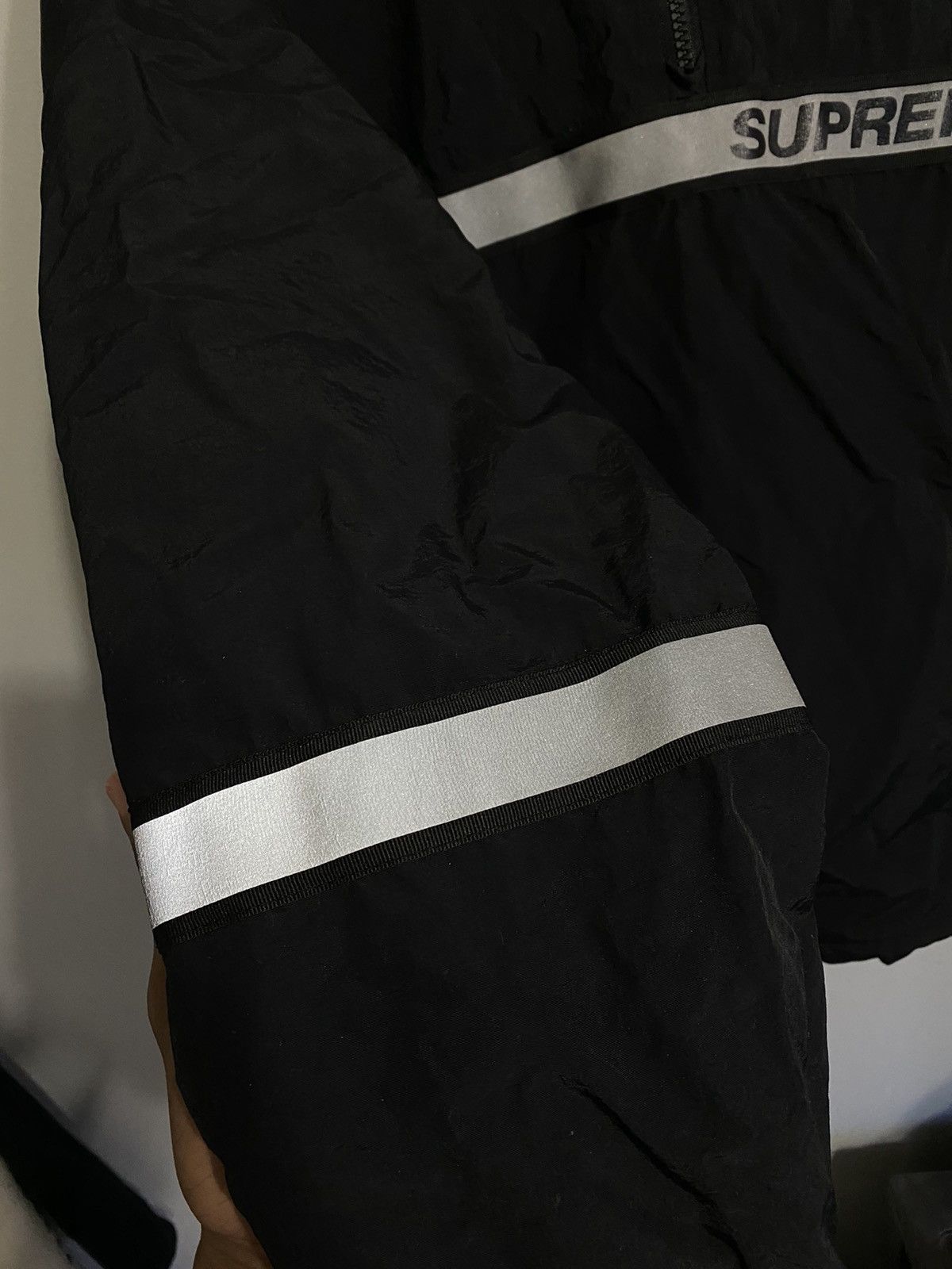 Reflective Taping Hooded Pullover Jacket Light Jackets