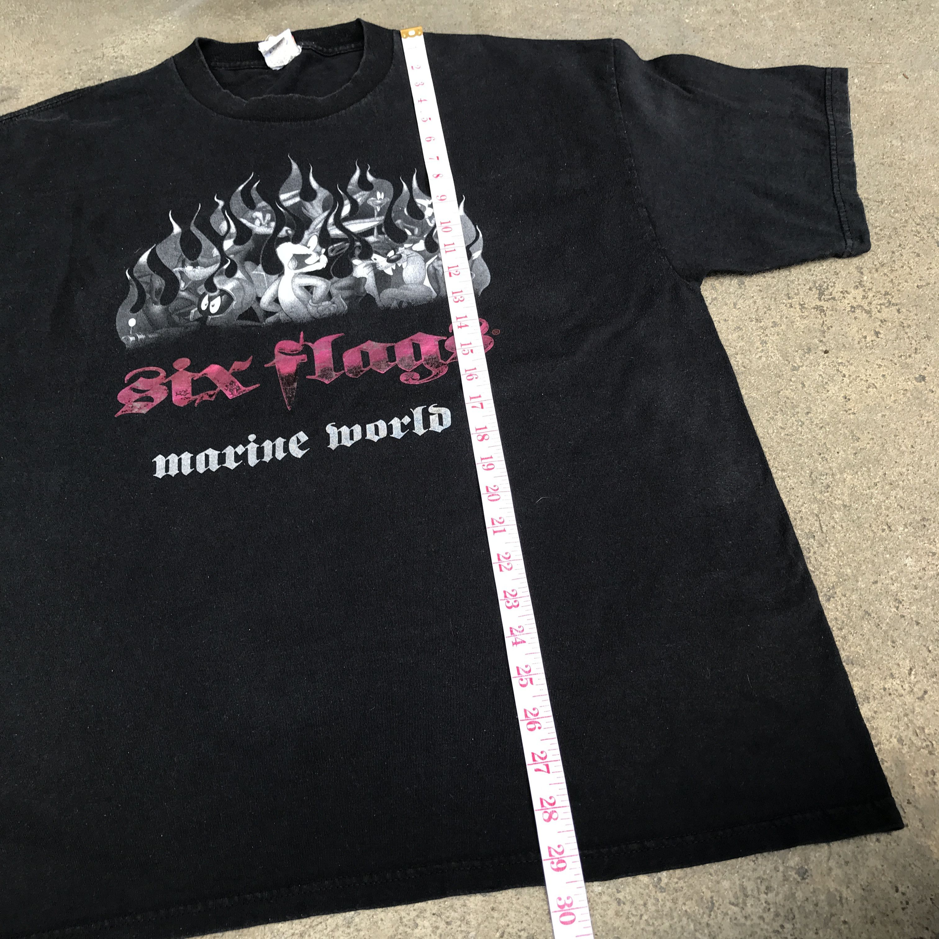 Cartoon Network × Vintage × Warner Bros Vintage Six Flags Marine World Looney Toons Promo Tee XL Size US XL / EU 56 / 4 - 7 Thumbnail