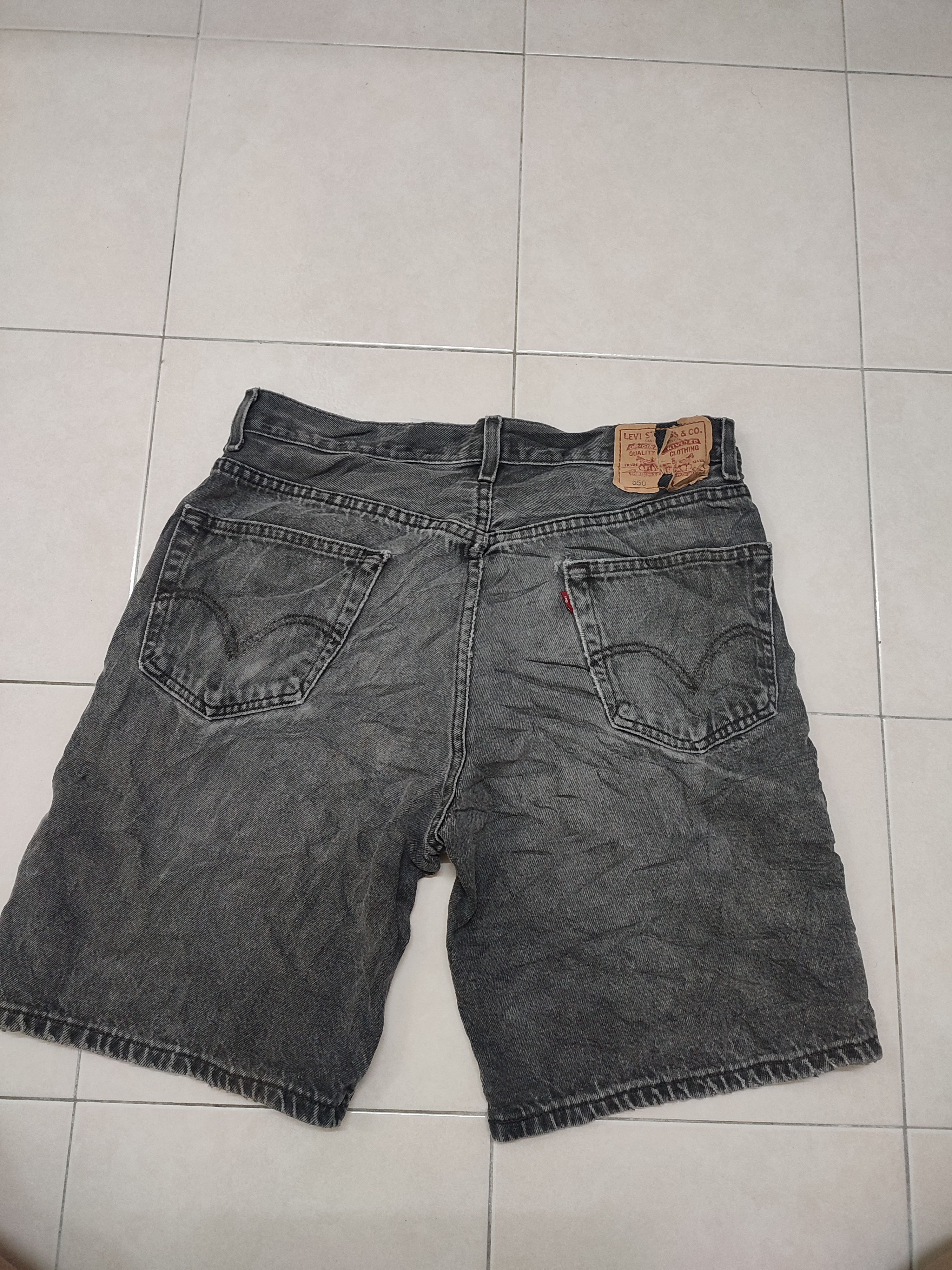 Levi's × Vintage 💥Rare Distressed levis 550 Black Short Pants Size US 34 / EU 50 - 2 Thumbnail