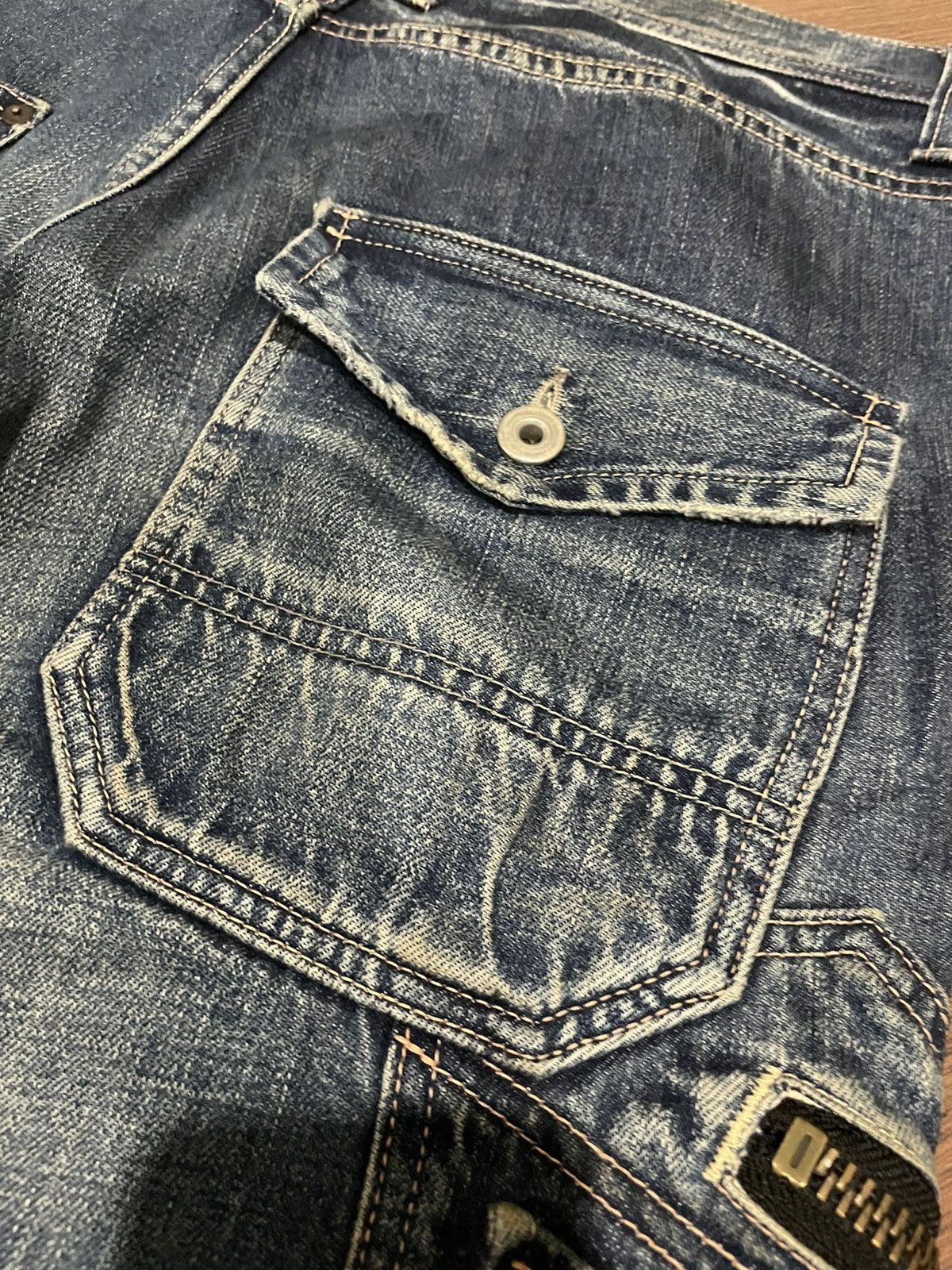 Johnbull Vintage Johnbull Thigh Cargo Pocket Carpenter Denim Jeans Size US 33 - 16 Thumbnail
