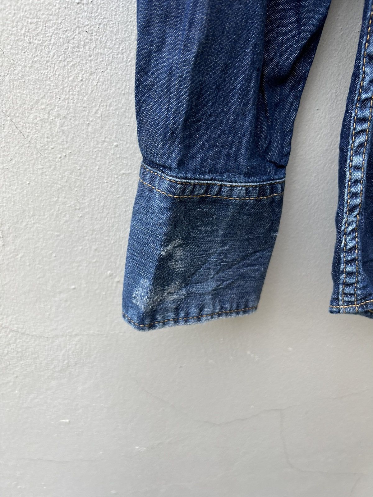 Dsquared2 Dsquared2 Italy Distressed Denim Western Shirt Size US S / EU 44-46 / 1 - 11 Thumbnail