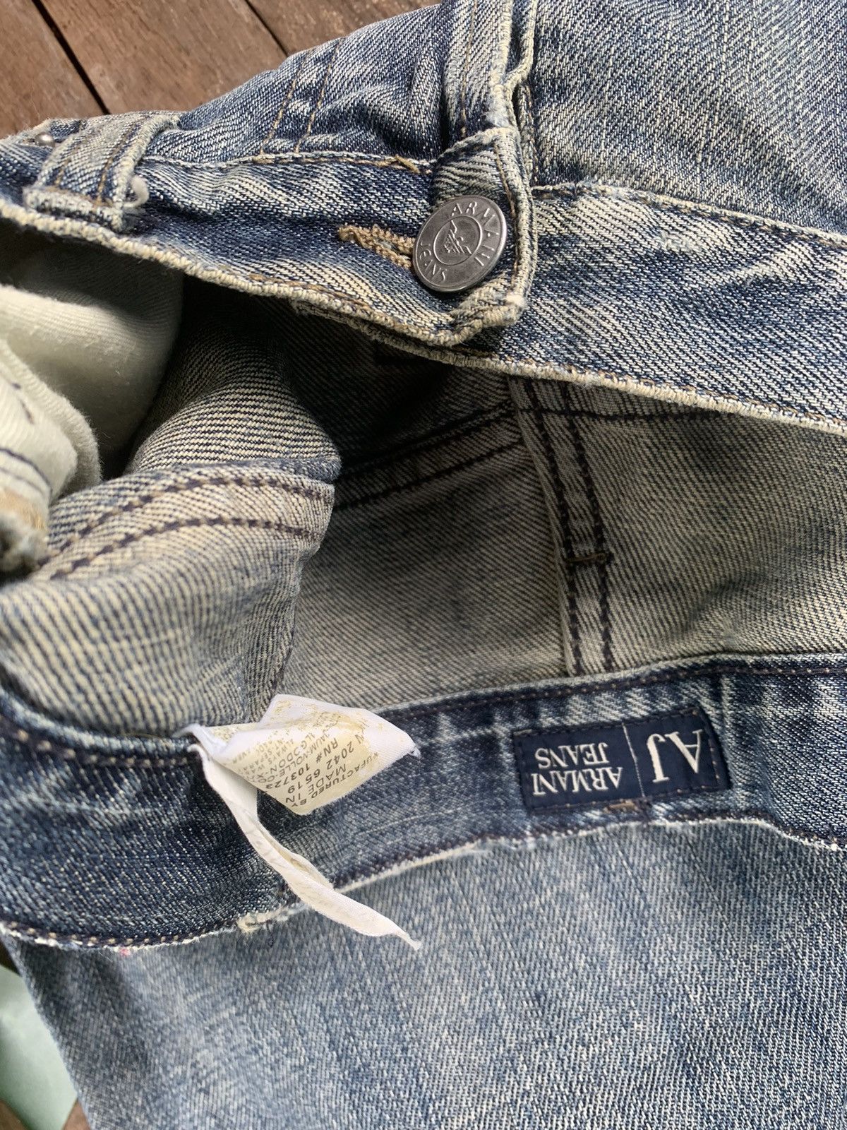 Armani RARE!! Distressed ARMANI JEANS Denim Size US 32 / EU 48 - 7 Thumbnail
