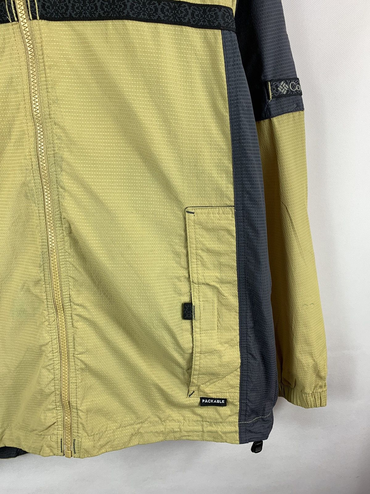 Columbia Vintage Columbia Packable Hoodie Jacket Size US S / EU 44-46 / 1 - 4 Thumbnail