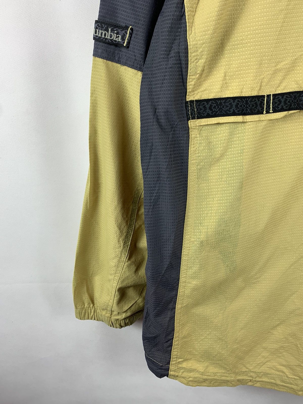 Columbia Vintage Columbia Packable Hoodie Jacket Size US S / EU 44-46 / 1 - 9 Thumbnail