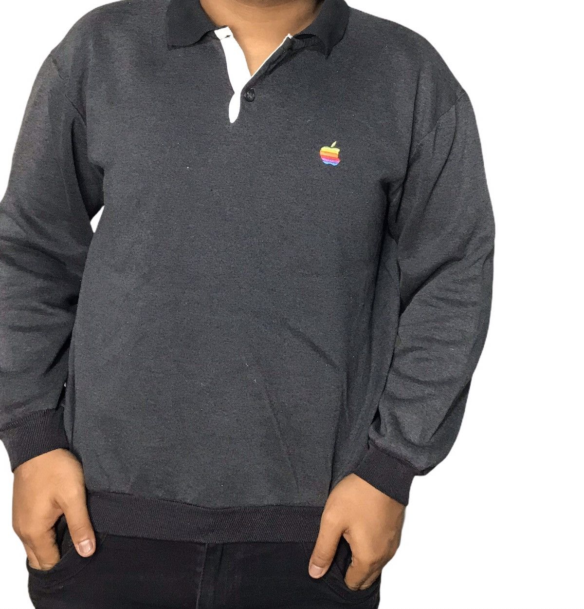 Apple Vintage apple small logo collar pullover Size US S / EU 44-46 / 1 - 6 Thumbnail