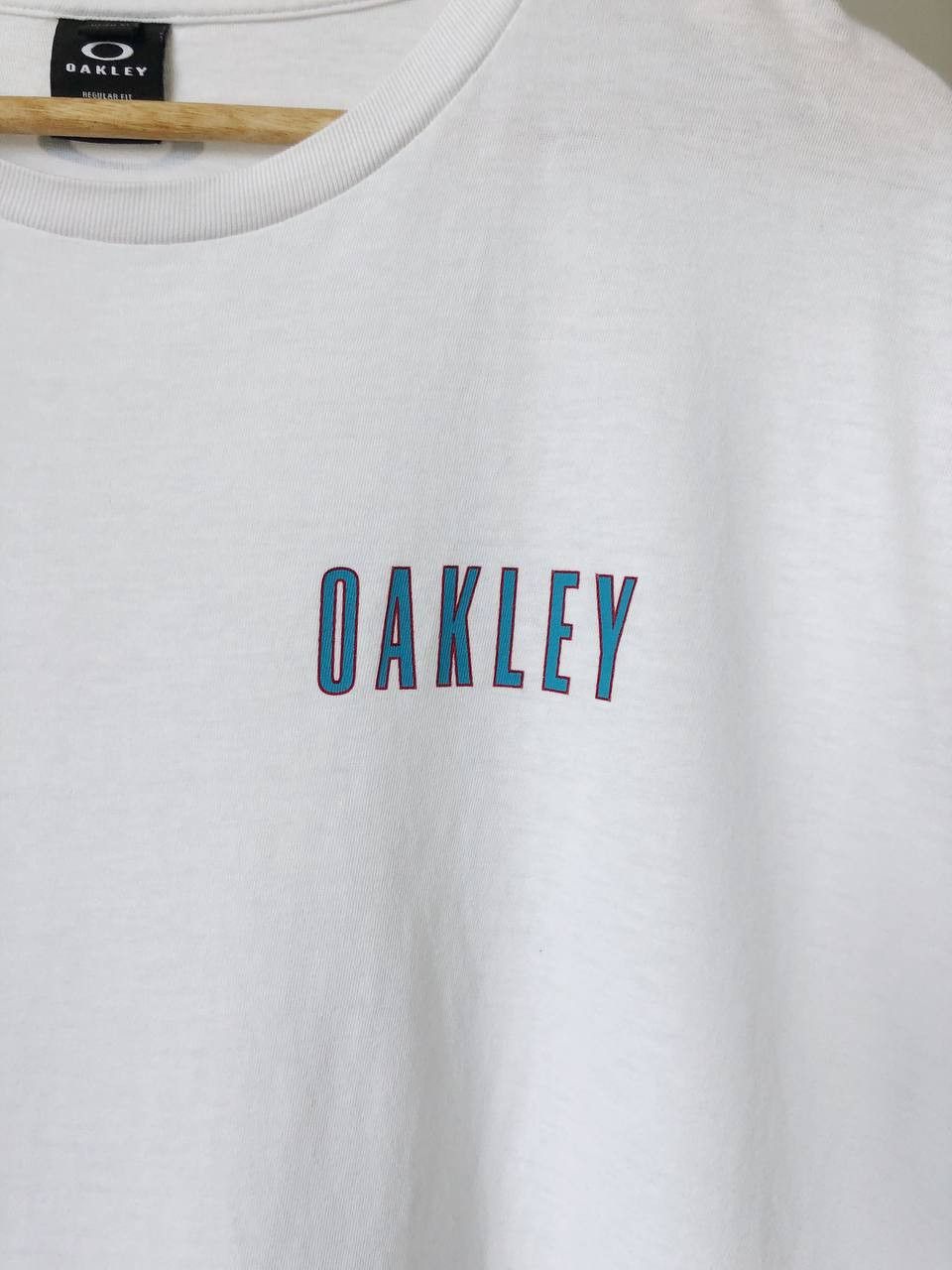 Oakley Vintage Oakley Logo T-Shirt Size US XL / EU 56 / 4 - 4 Thumbnail