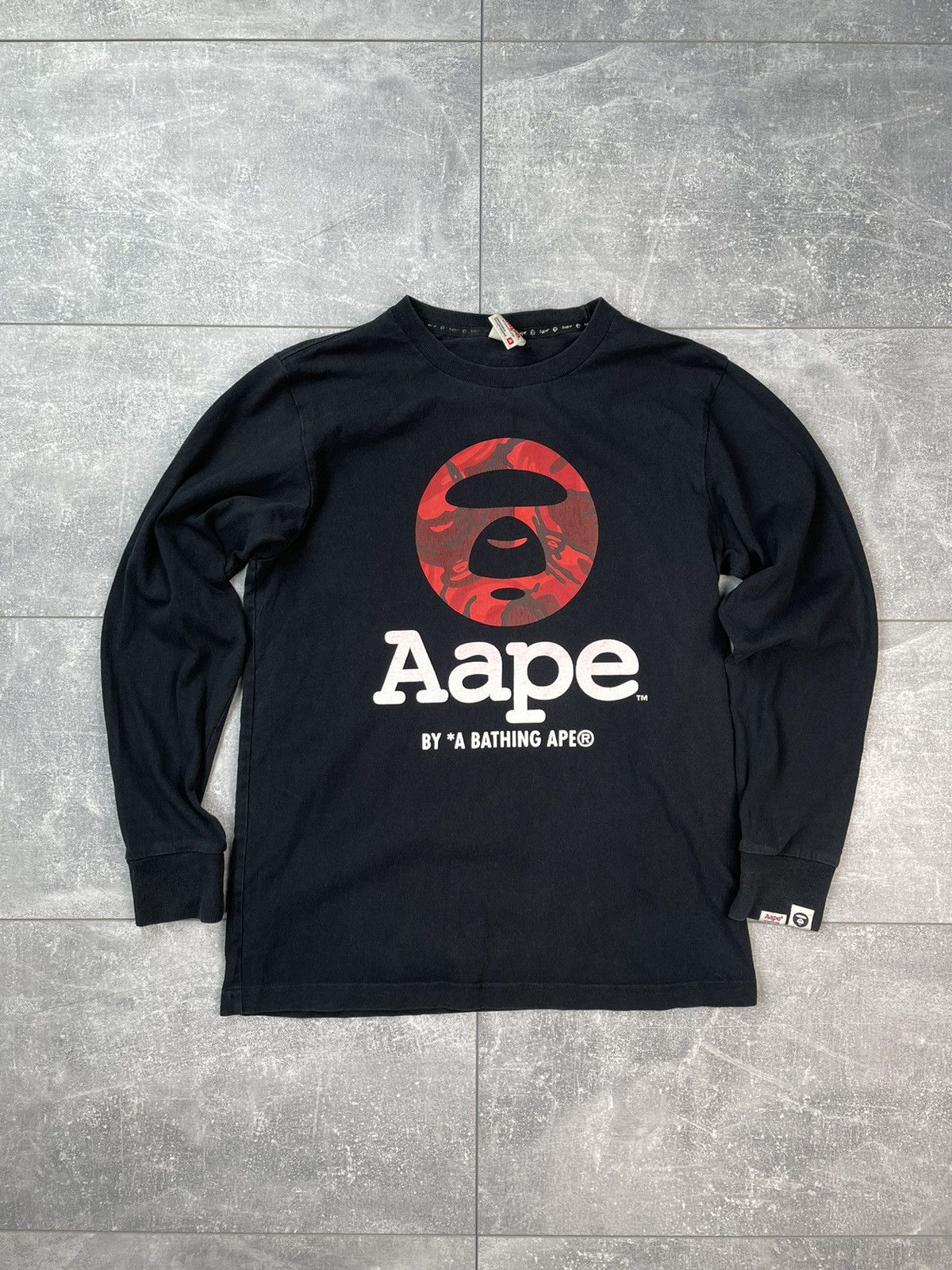 Aape A Bathing APE Long sleeve Big Logo Size US M / EU 48-50 / 2 - 1 Thumbnail